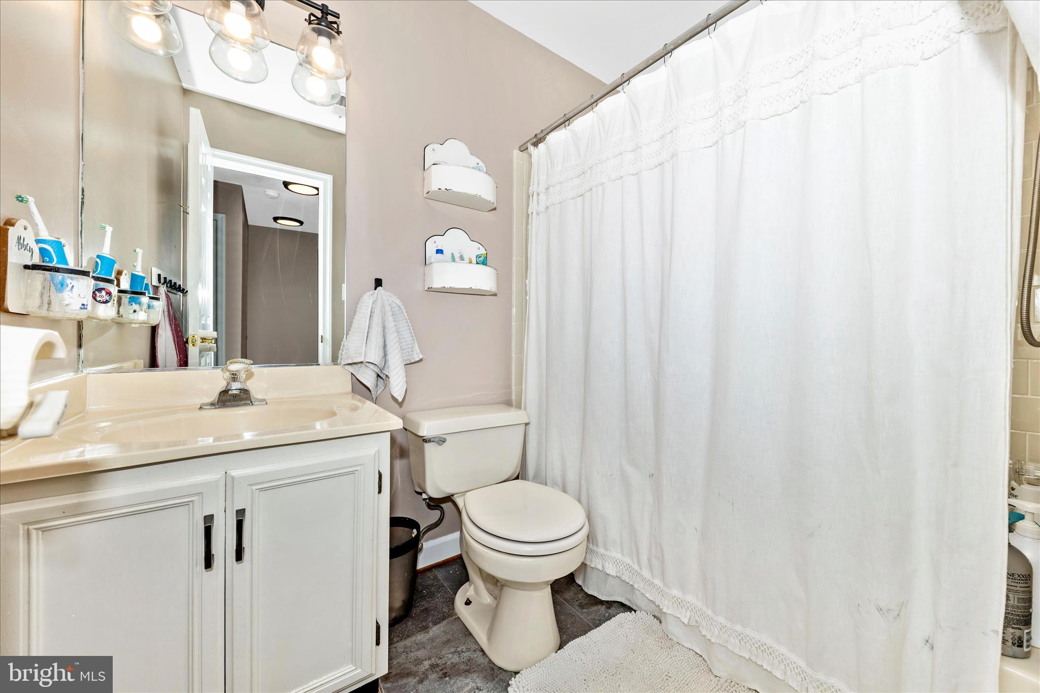 SPRING RIDGE - Residential