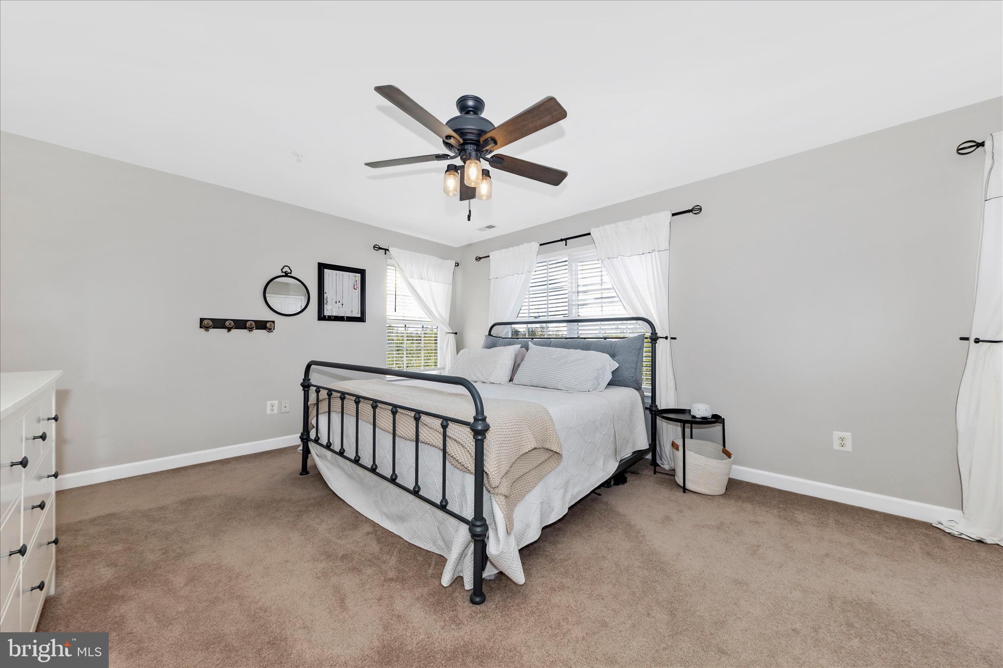 SPRING RIDGE - Residential