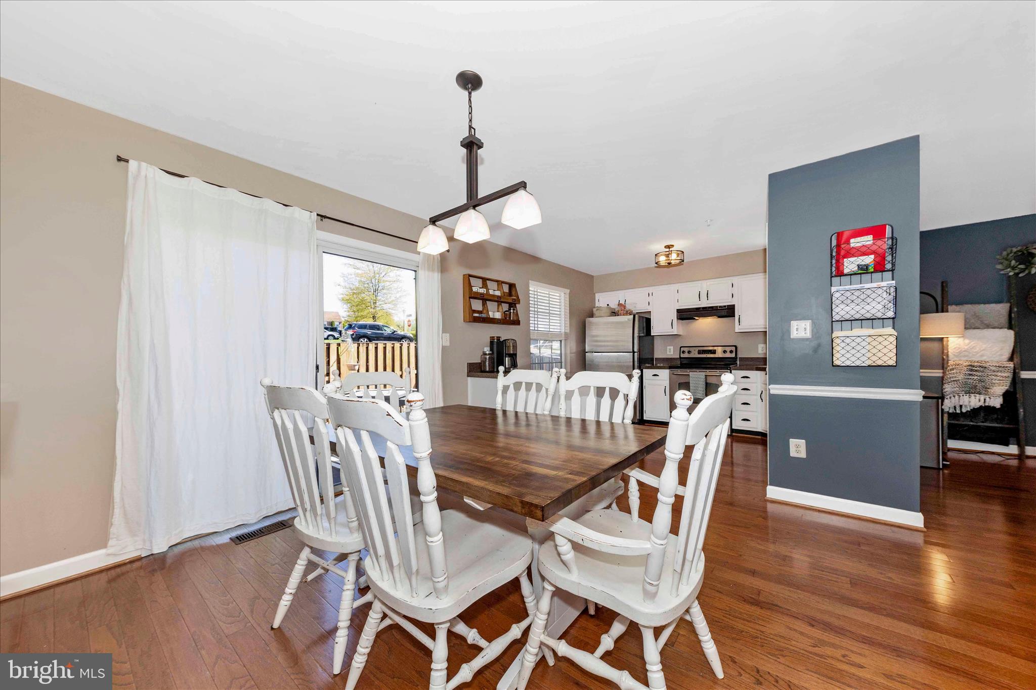 SPRING RIDGE - Residential