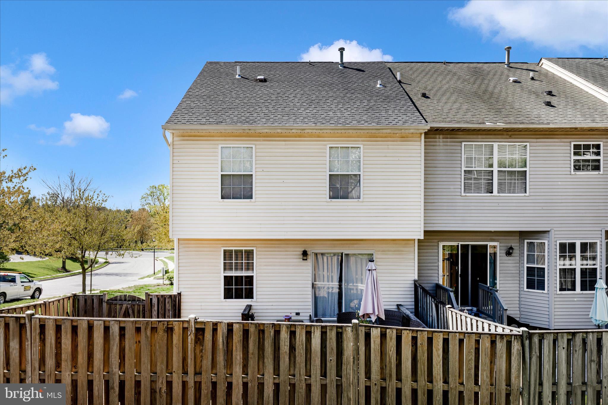 SPRING RIDGE - Residential