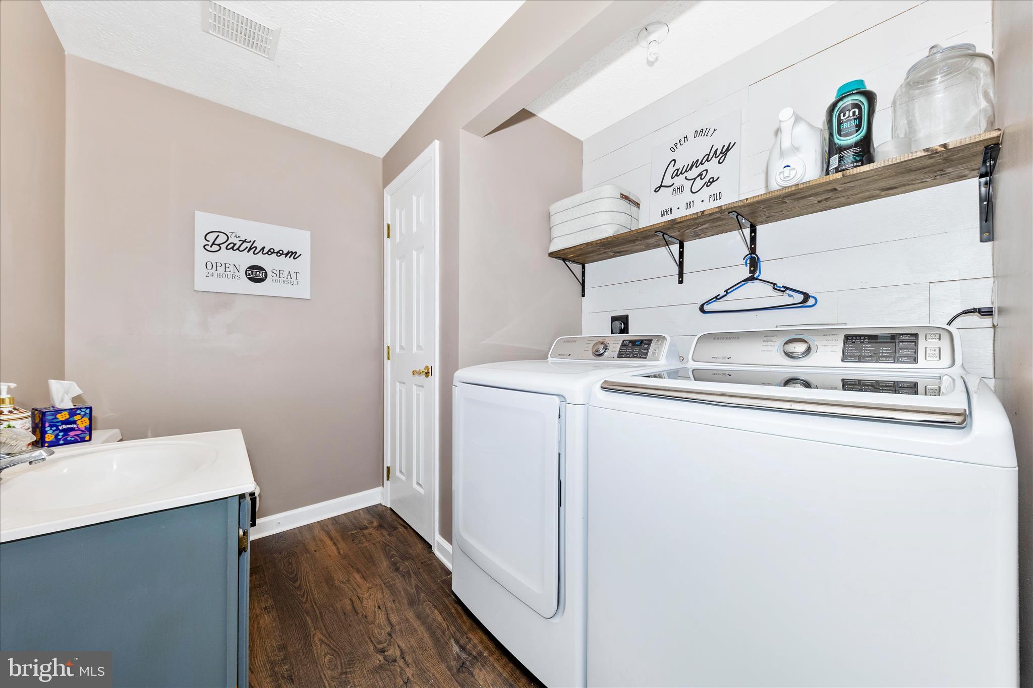 SPRING RIDGE - Residential