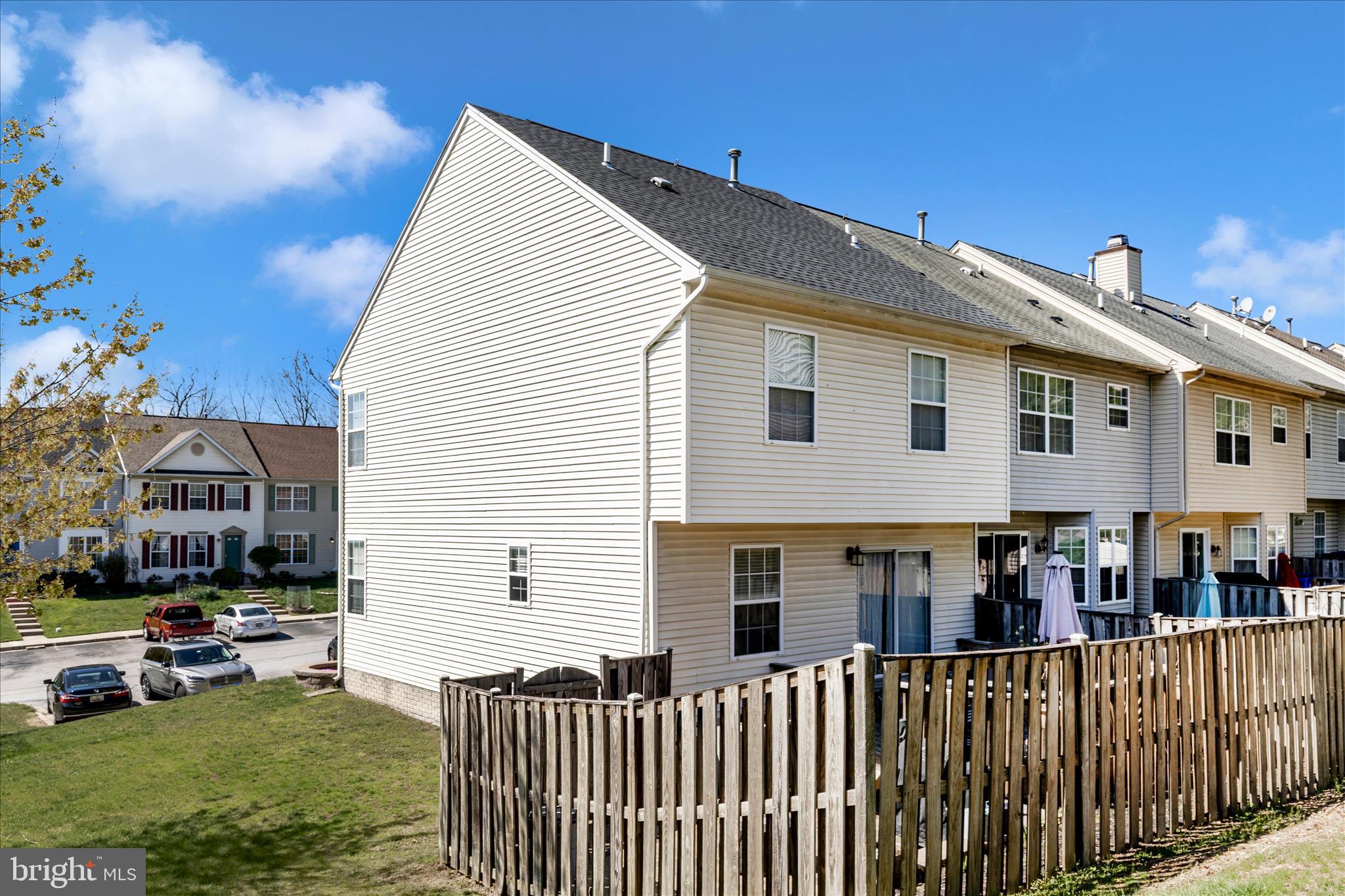 SPRING RIDGE - Residential