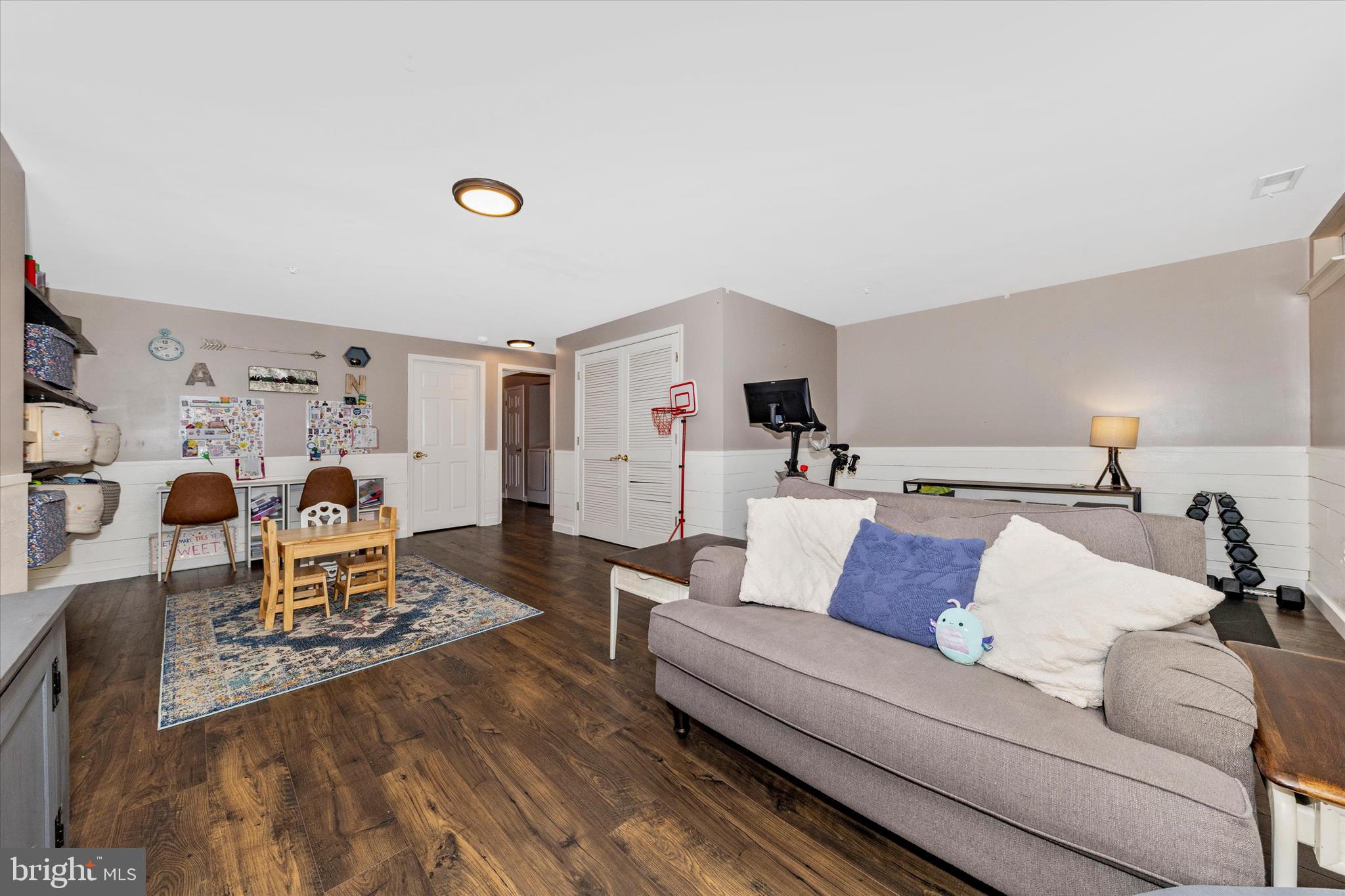 SPRING RIDGE - Residential