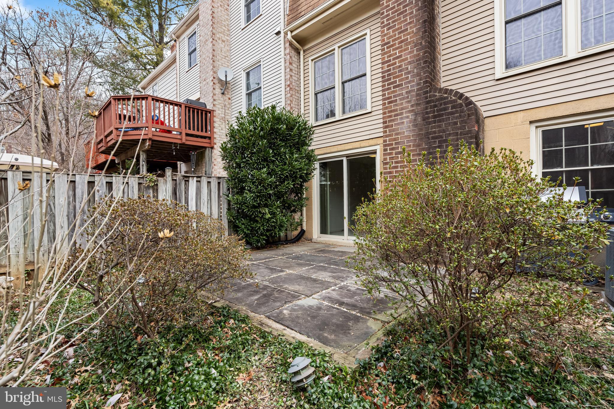 COUNTRY CREEK - Residential