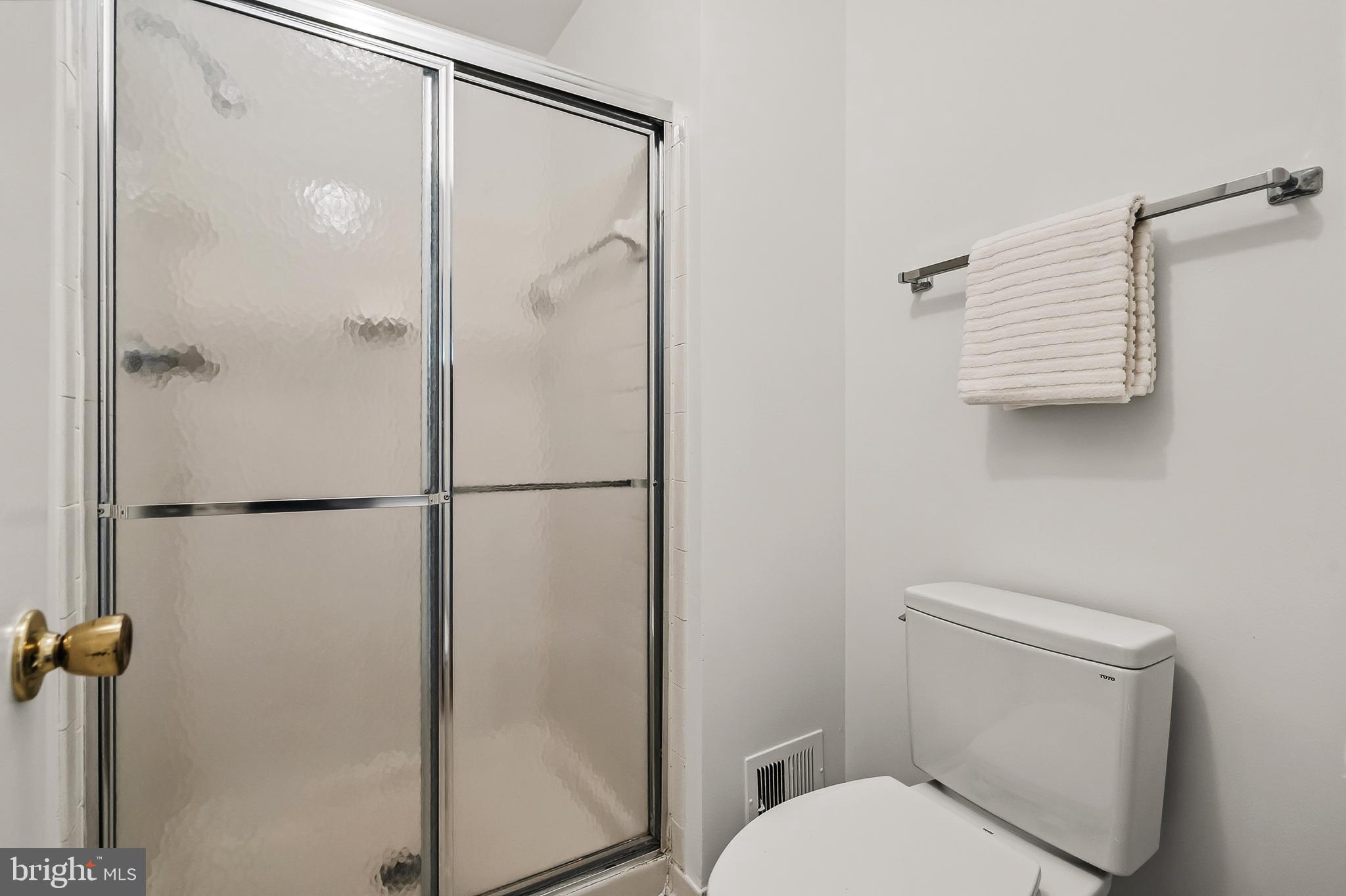 COUNTRY CREEK - Residential