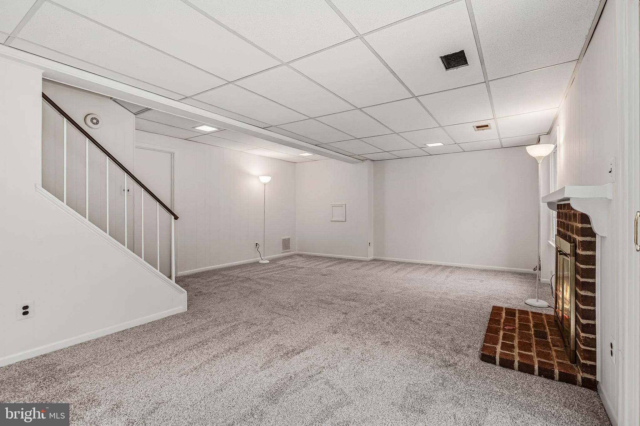 COUNTRY CREEK - Residential