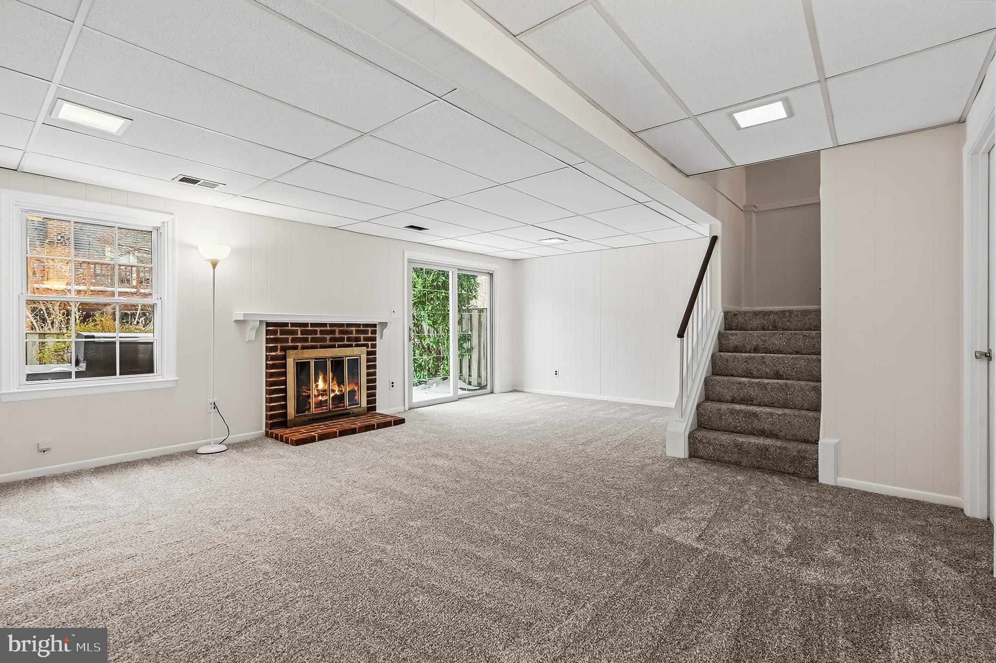 COUNTRY CREEK - Residential