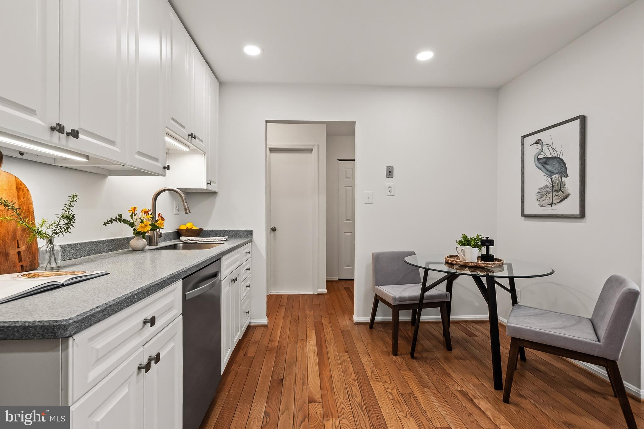 COUNTRY CREEK - Residential