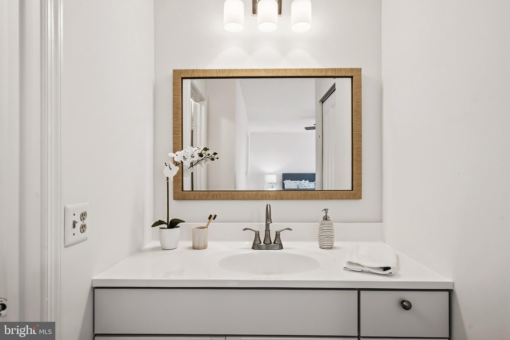 COUNTRY CREEK - Residential