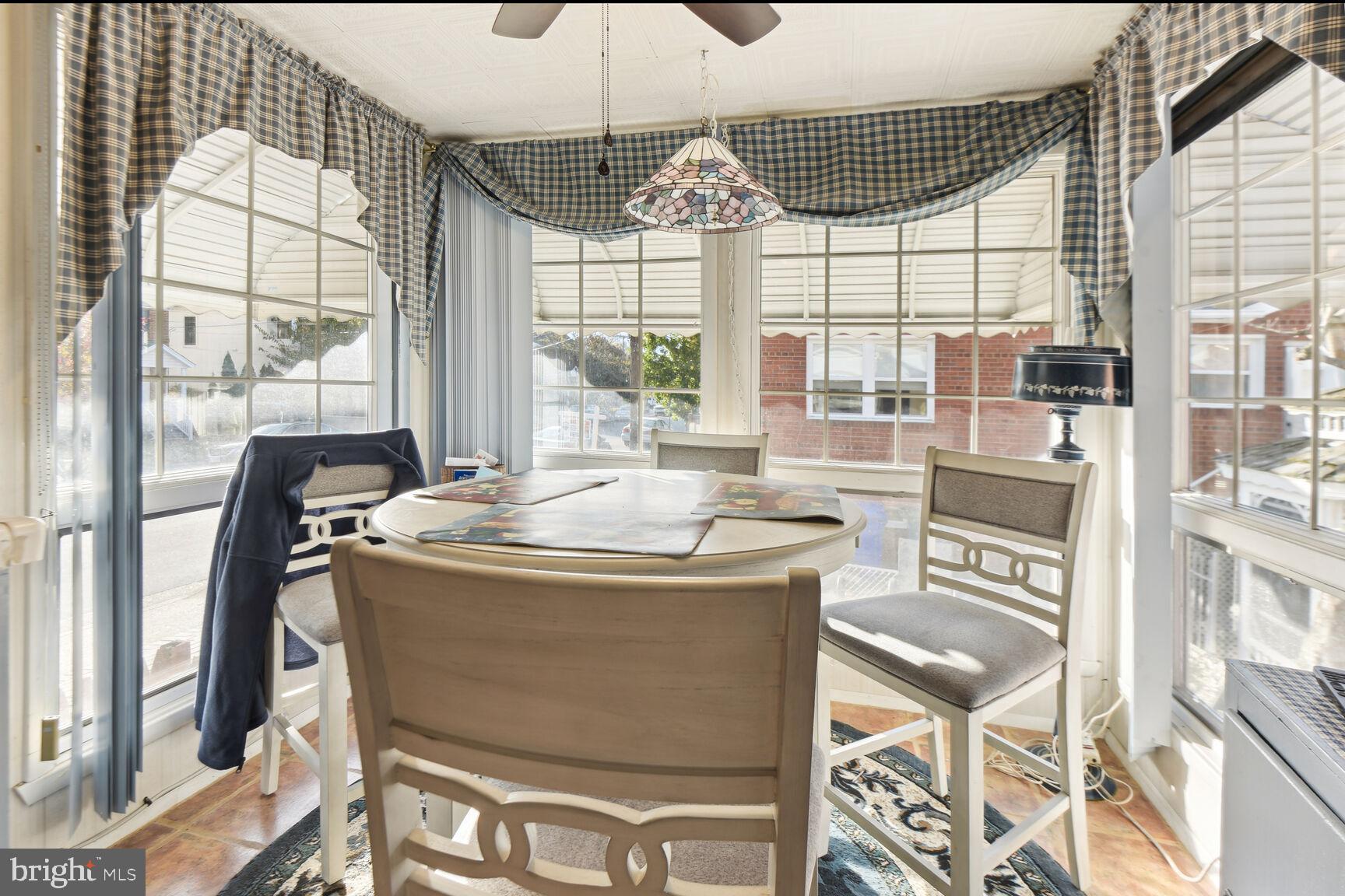 ARLINGTON VIEW - Residential