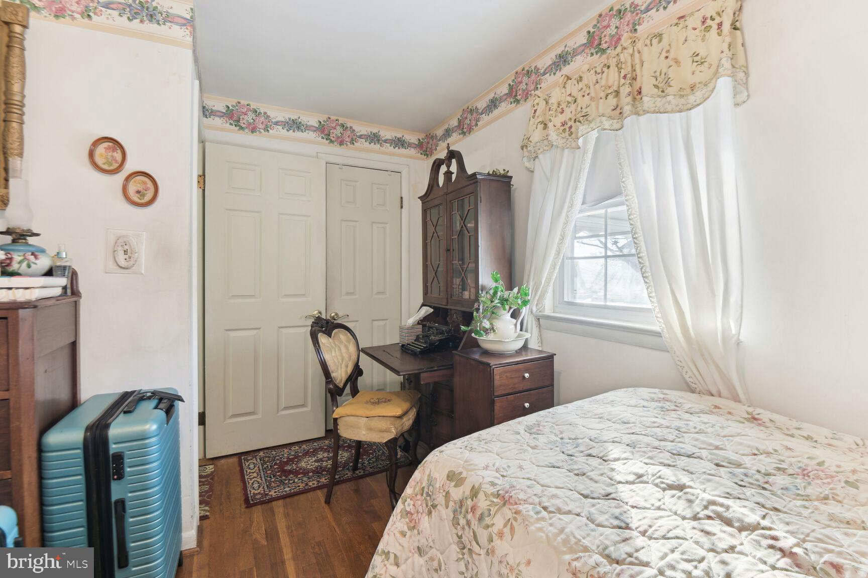 ARLINGTON VIEW - Residential