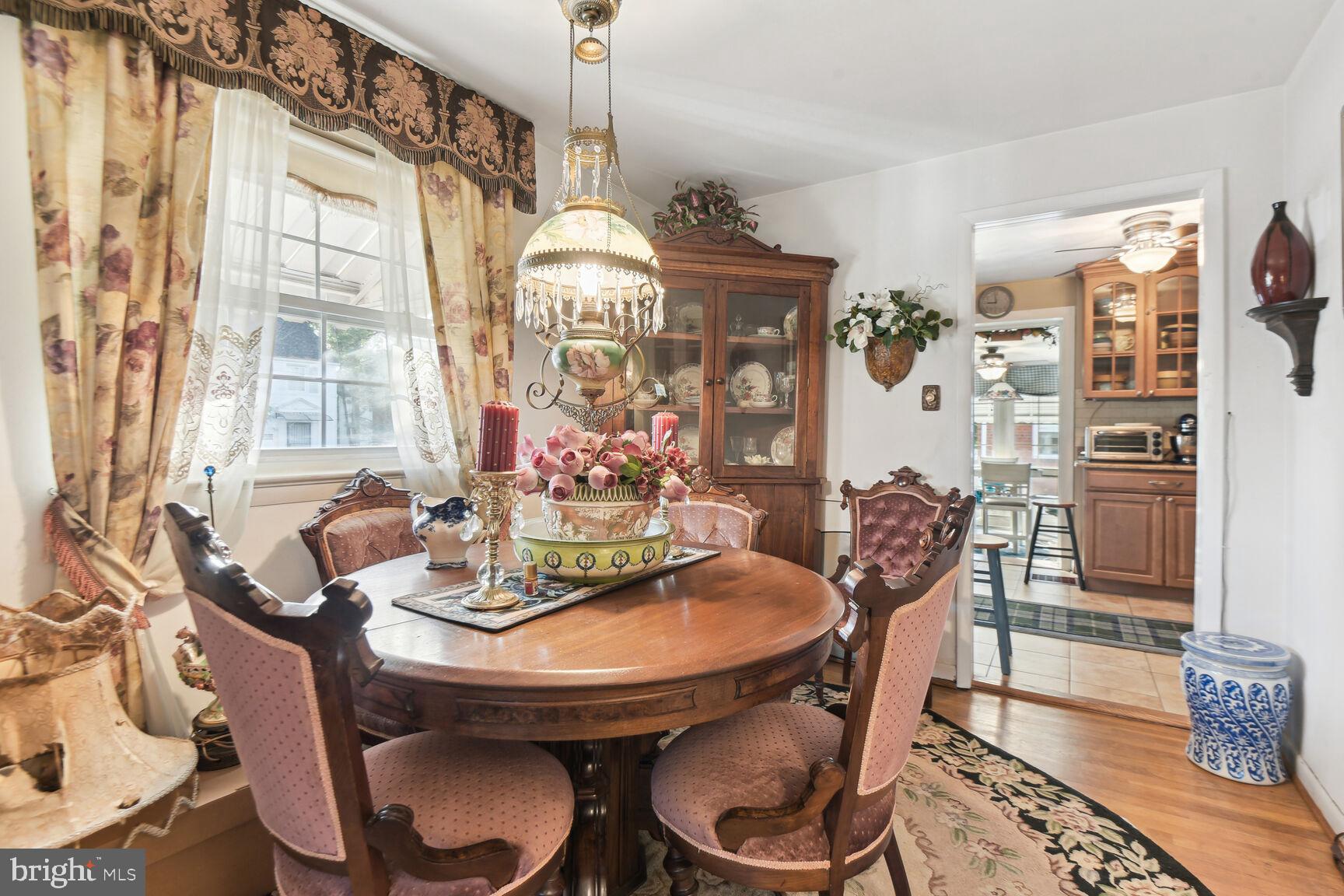 ARLINGTON VIEW - Residential