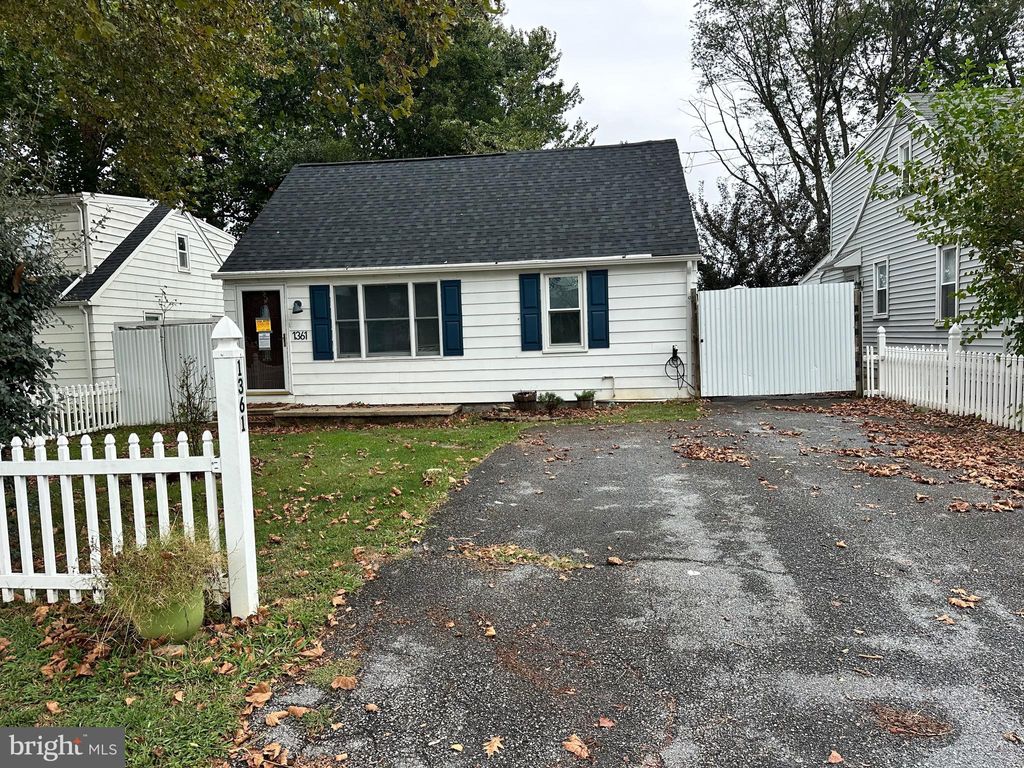 Photo of 1361 Glen Moore Circle, LANCASTER, PA 17601 (MLS # PALA2076954)