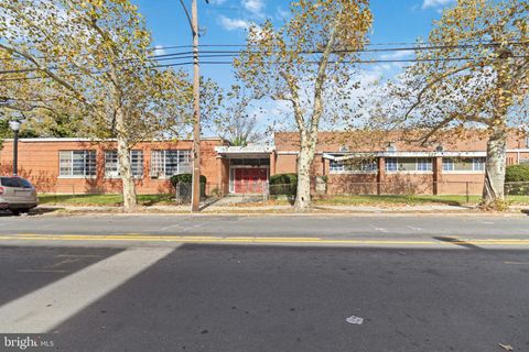 1479 KAIGHN AVENUE CAMDEN NJ 08103