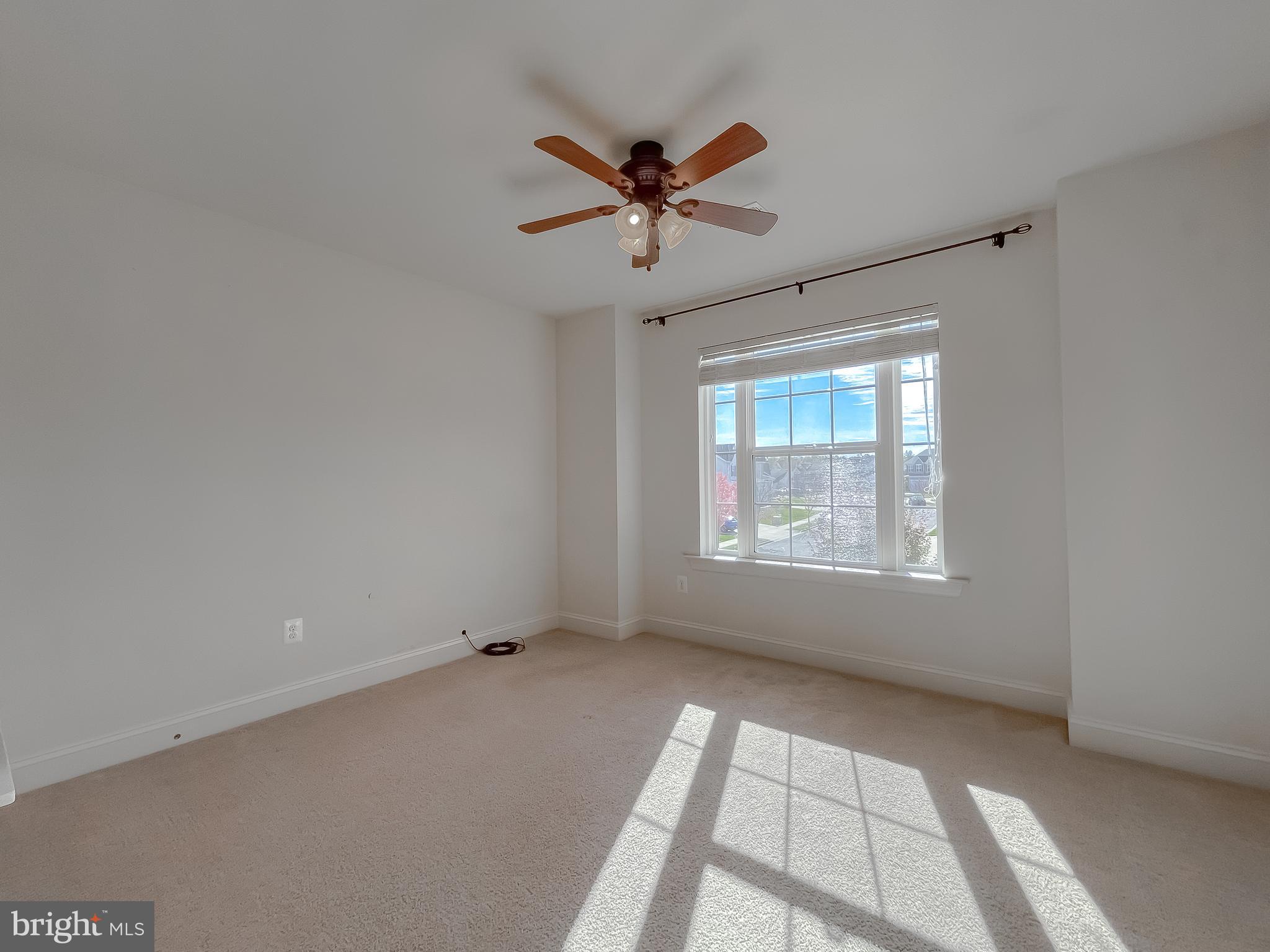 BROAD CREEK - Residential Lease