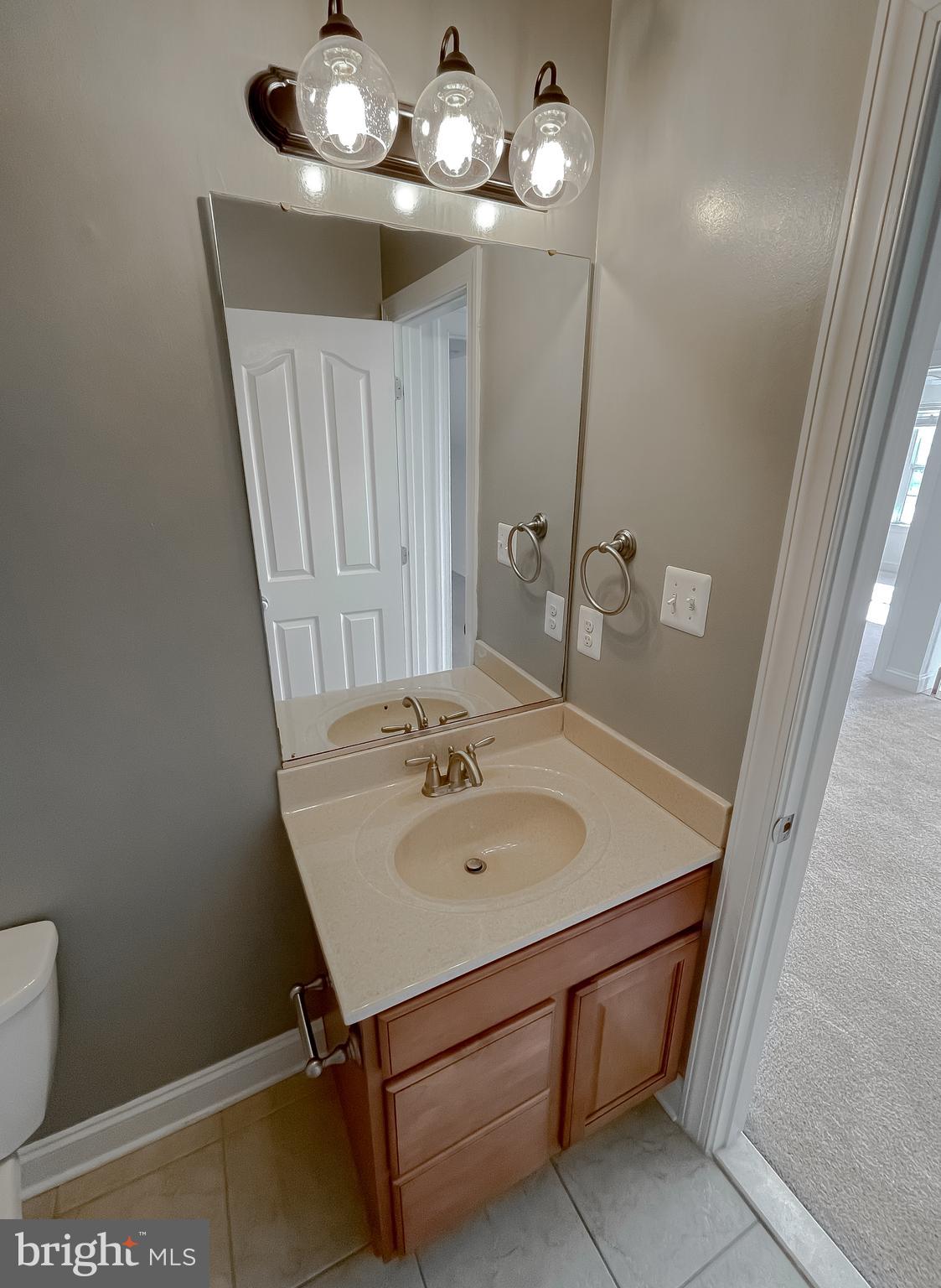 BROAD CREEK - Residential Lease