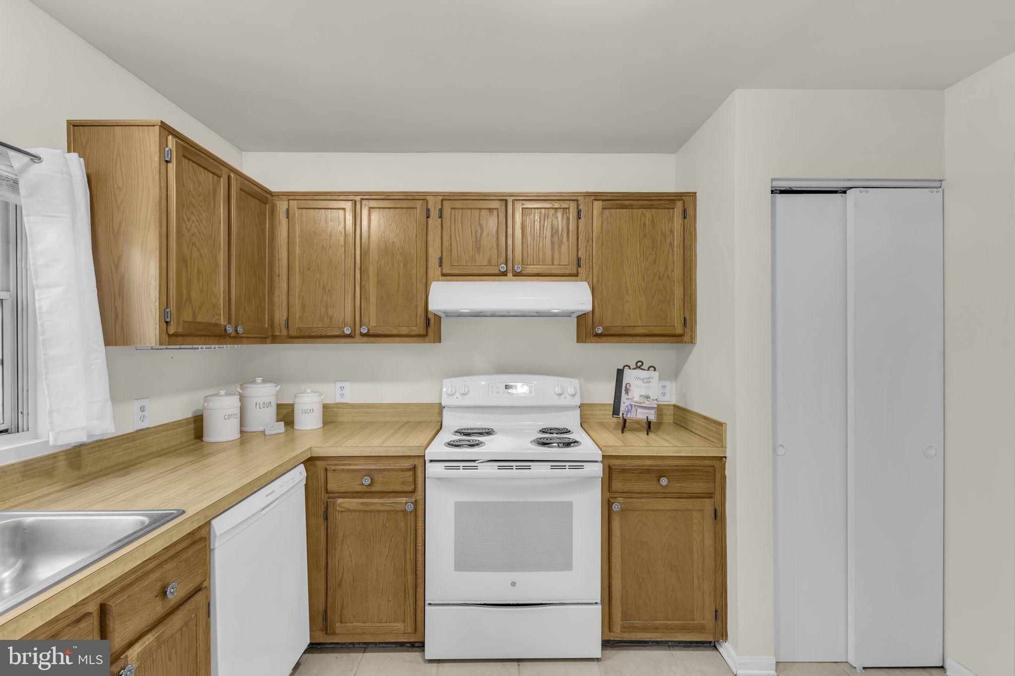 ENFIELD CHASE PLAT TWO - Residential