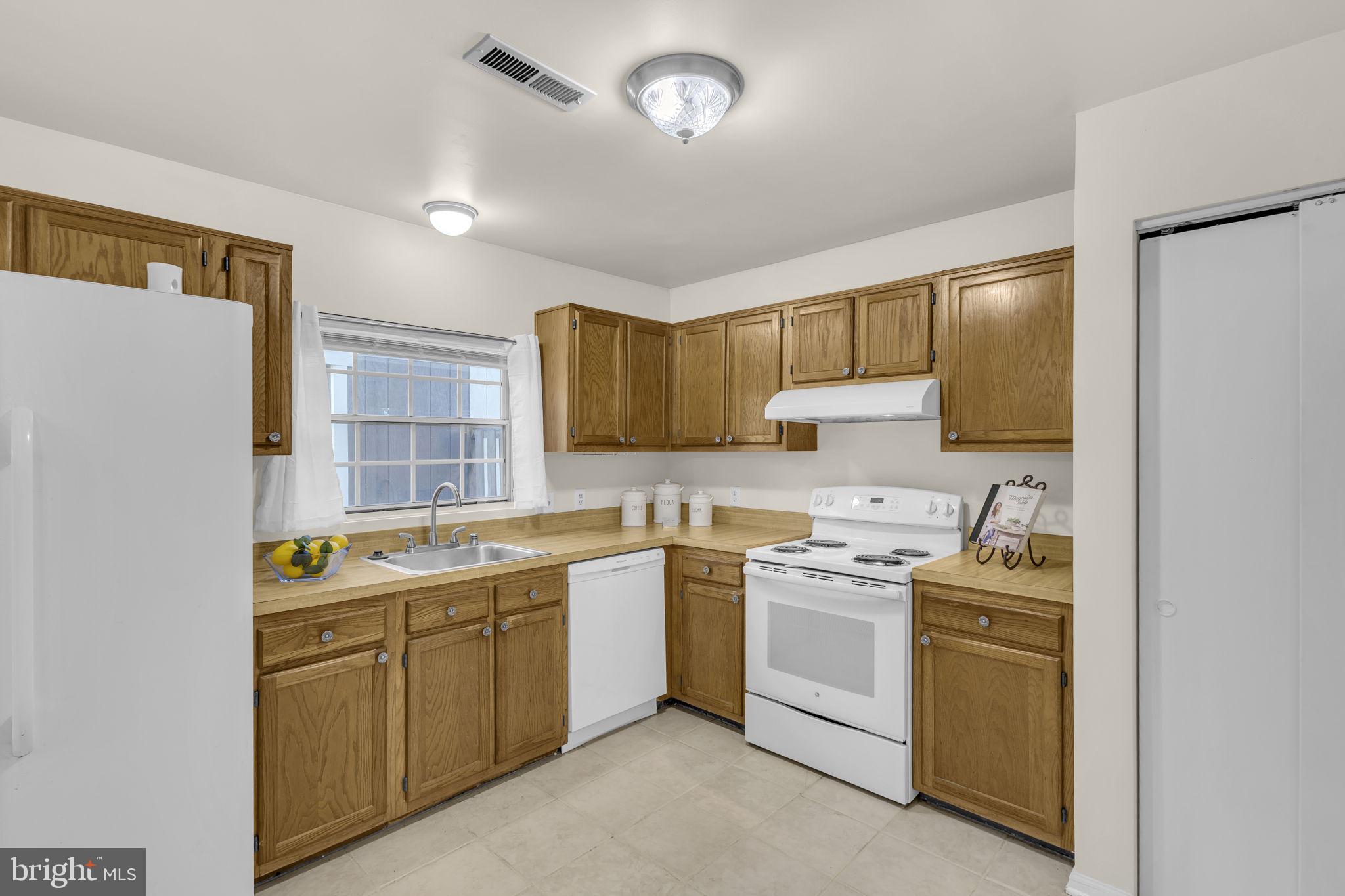 ENFIELD CHASE PLAT TWO - Residential