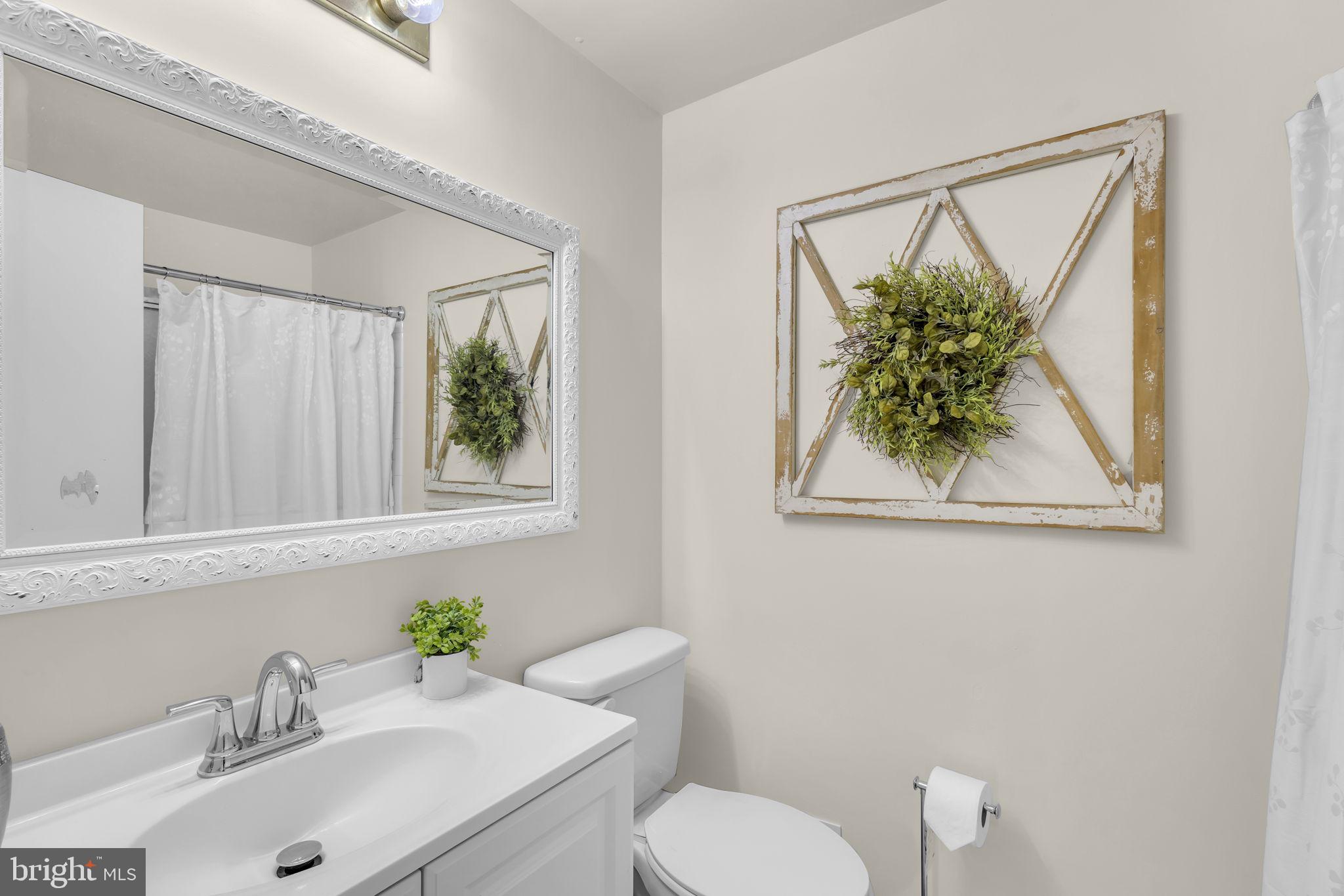 ENFIELD CHASE PLAT TWO - Residential