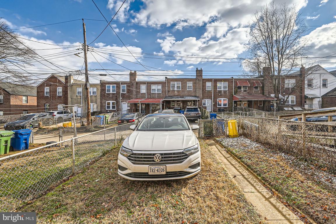 SAINT JOSEPHS - Residential