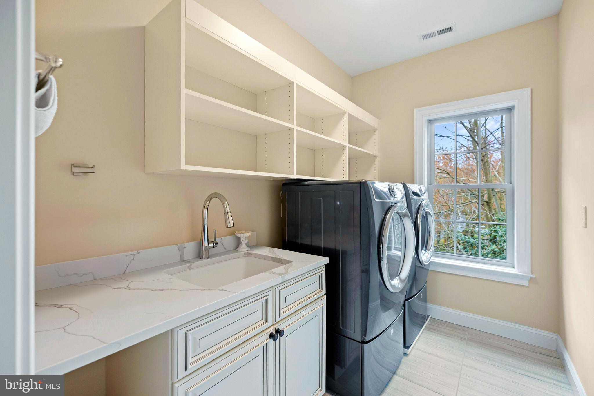 BURNING TREE VALLEY - Residential