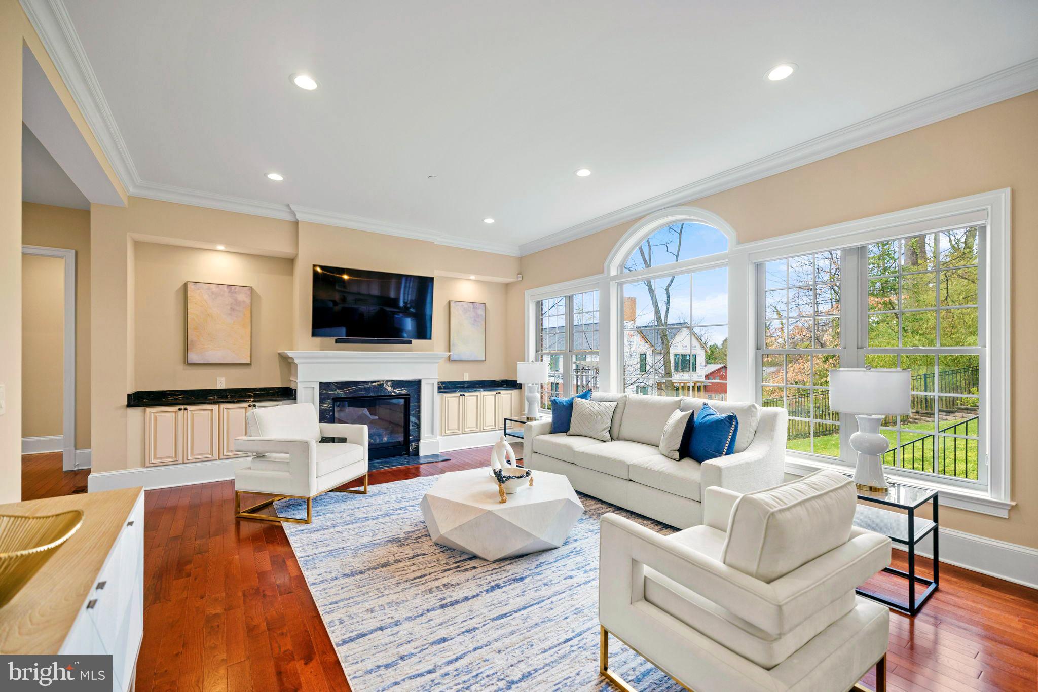 BURNING TREE VALLEY - Residential