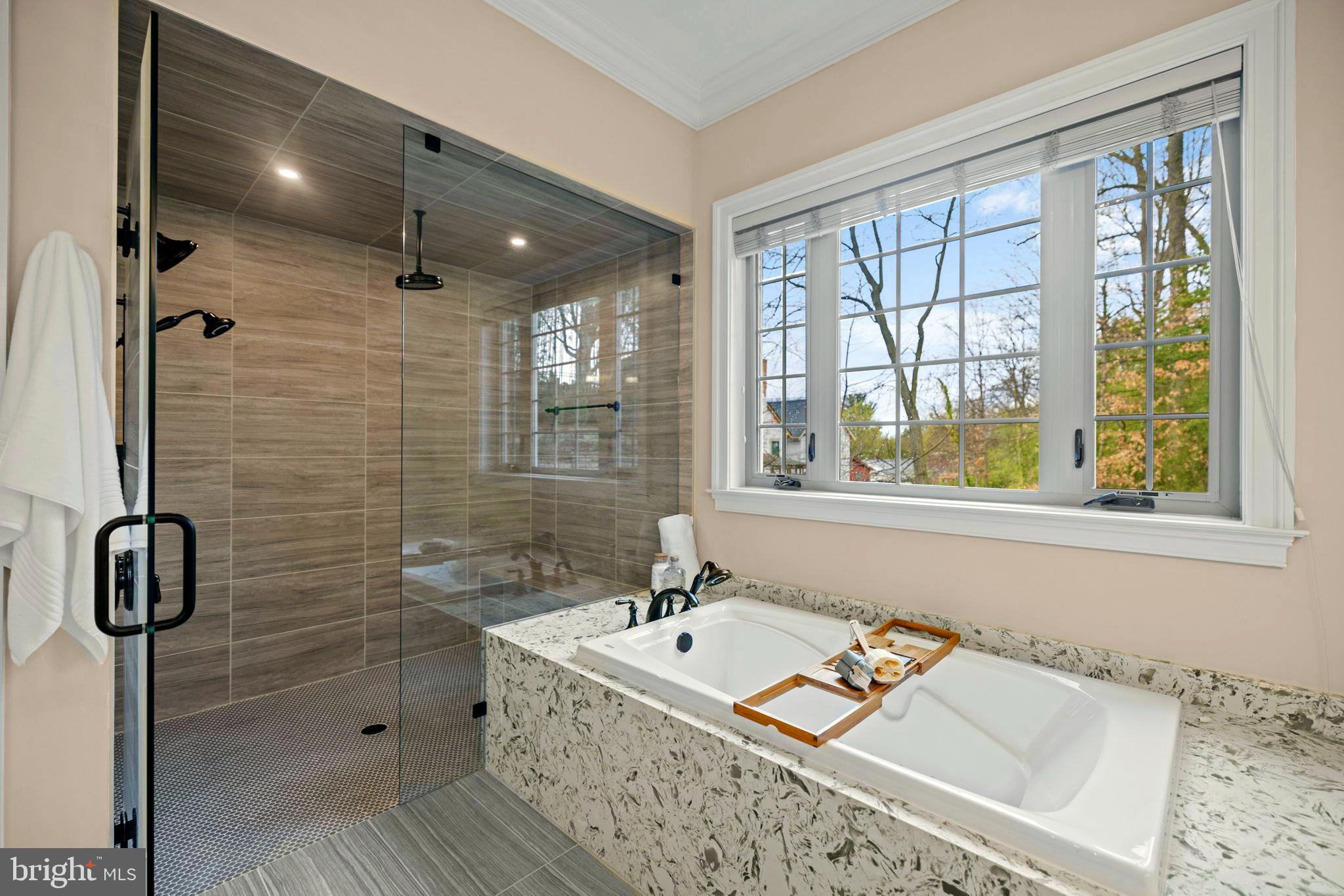 BURNING TREE VALLEY - Residential