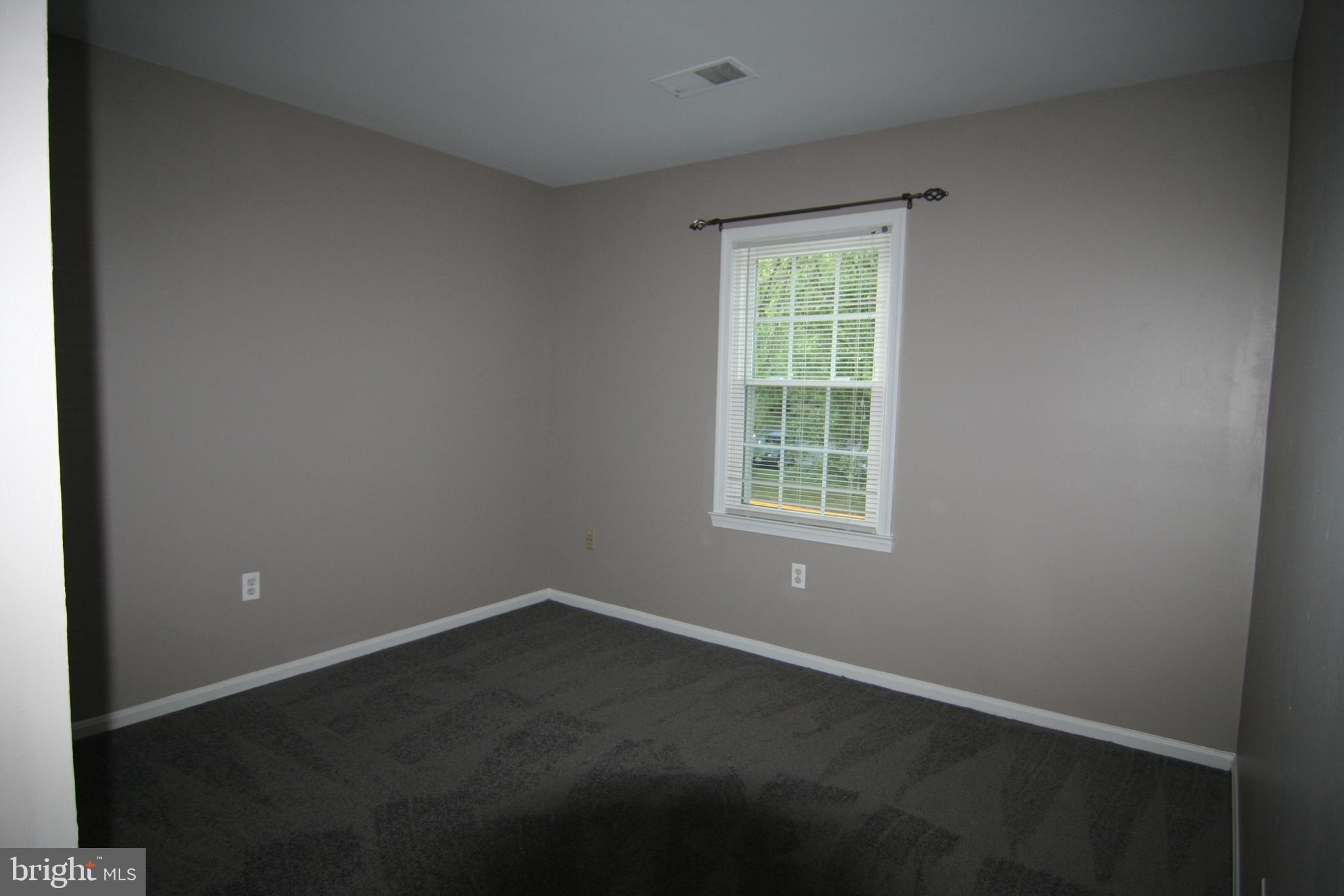 WATERFORD - Residential Lease