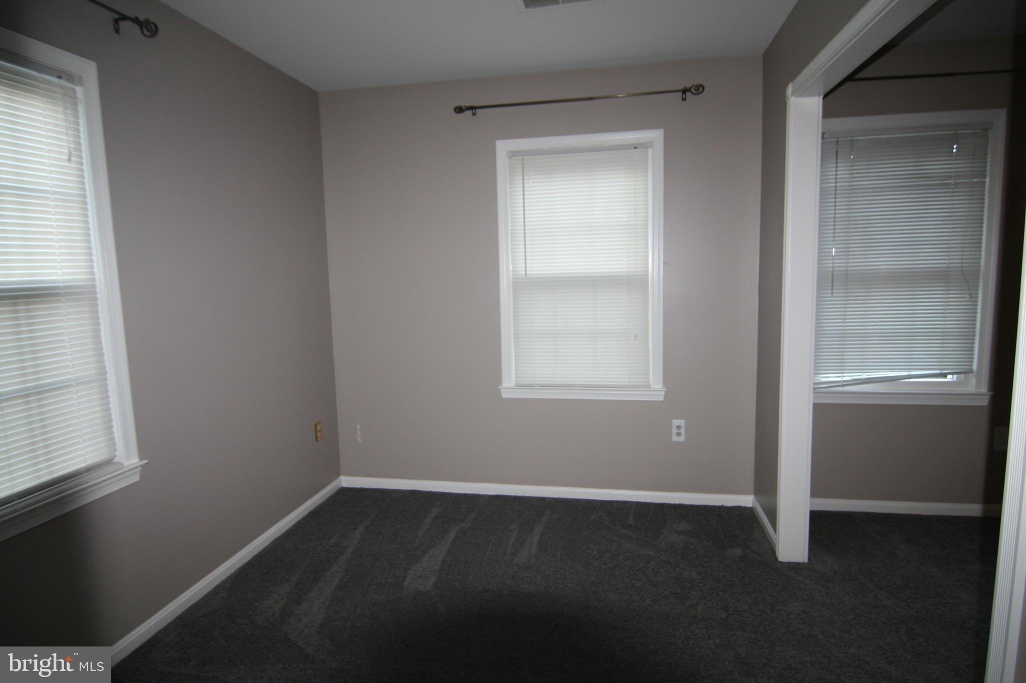 WATERFORD - Residential Lease