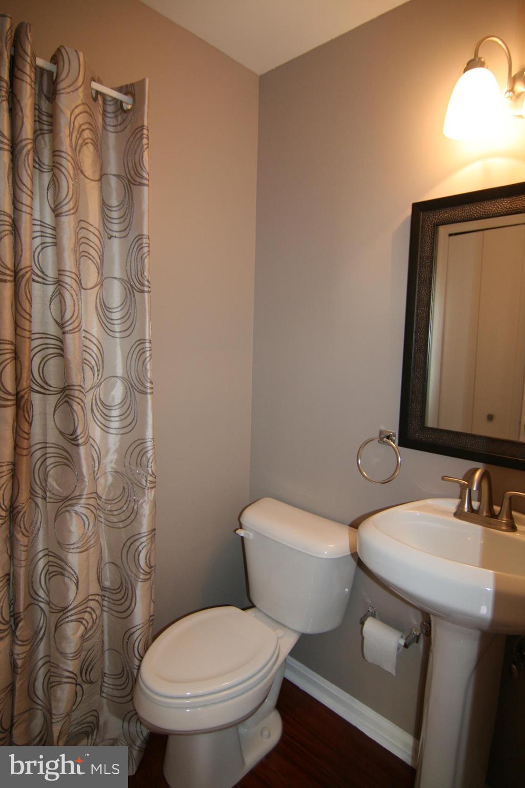 WATERFORD - Residential Lease