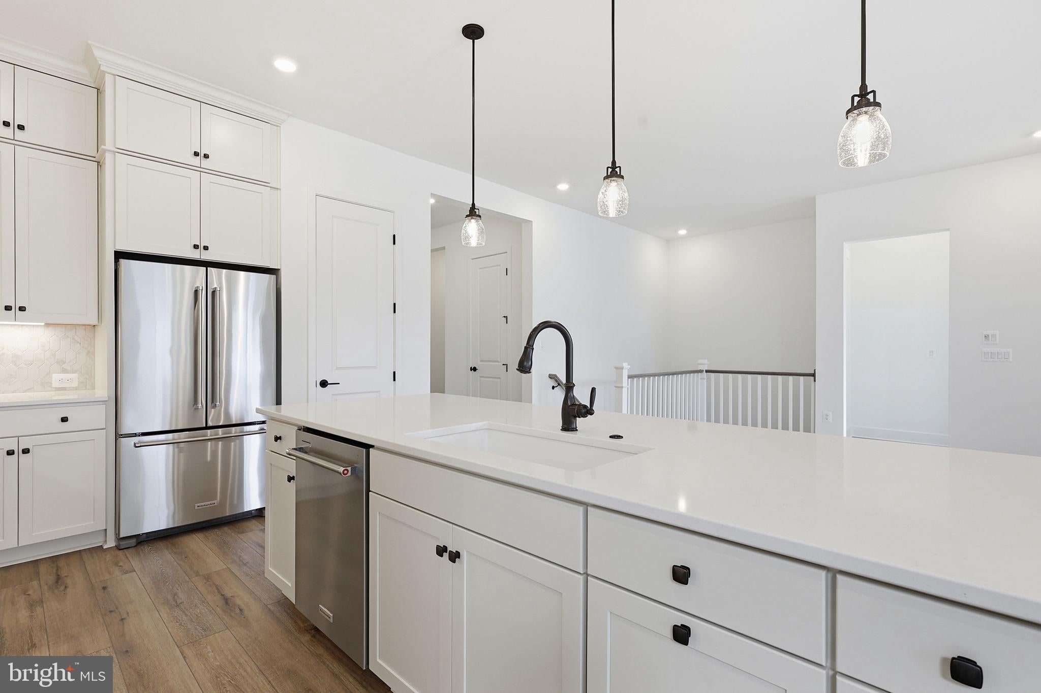 15033 PASSION LANE