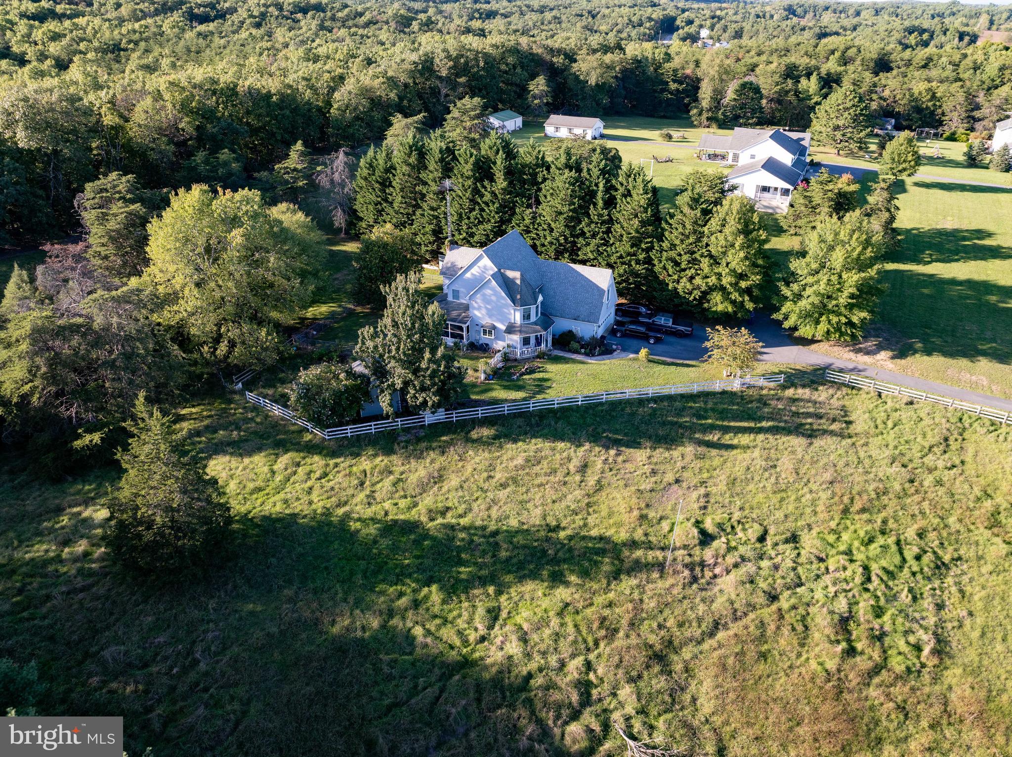 JONES SPRINGS ACRES - Residential