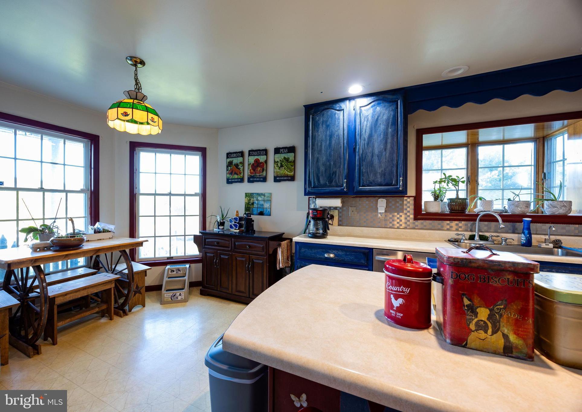 JONES SPRINGS ACRES - Residential