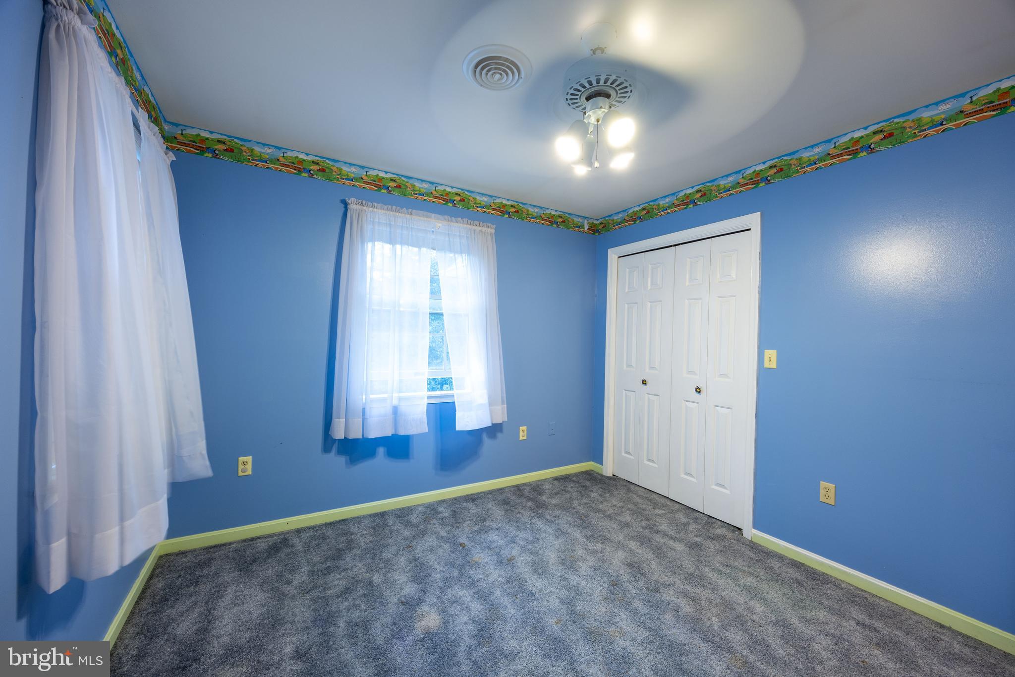 JONES SPRINGS ACRES - Residential