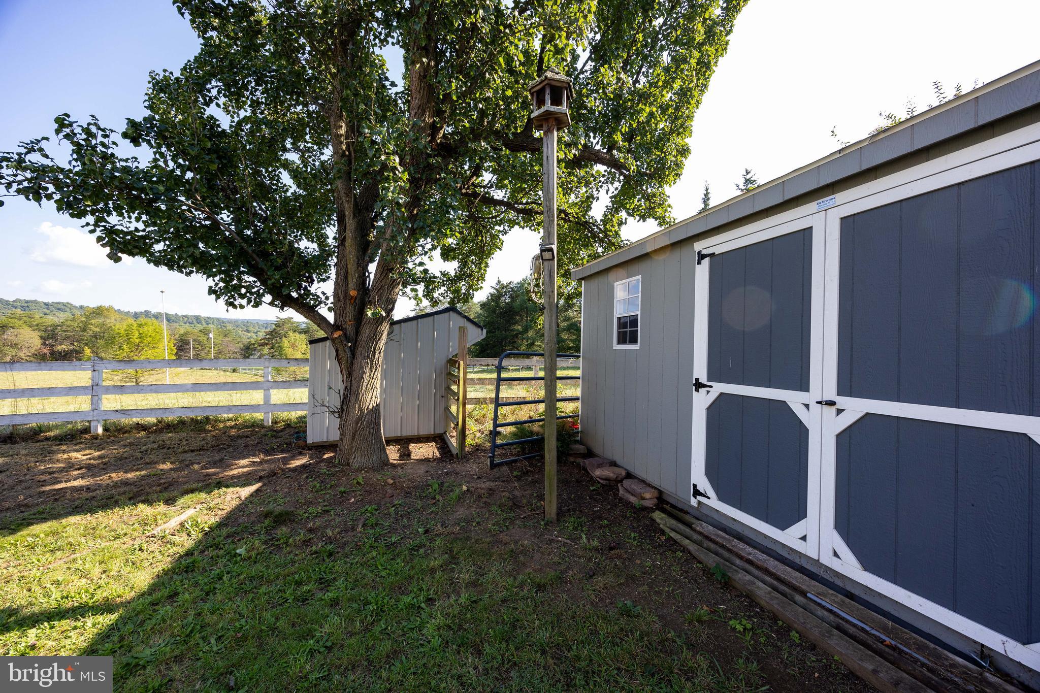 JONES SPRINGS ACRES - Residential