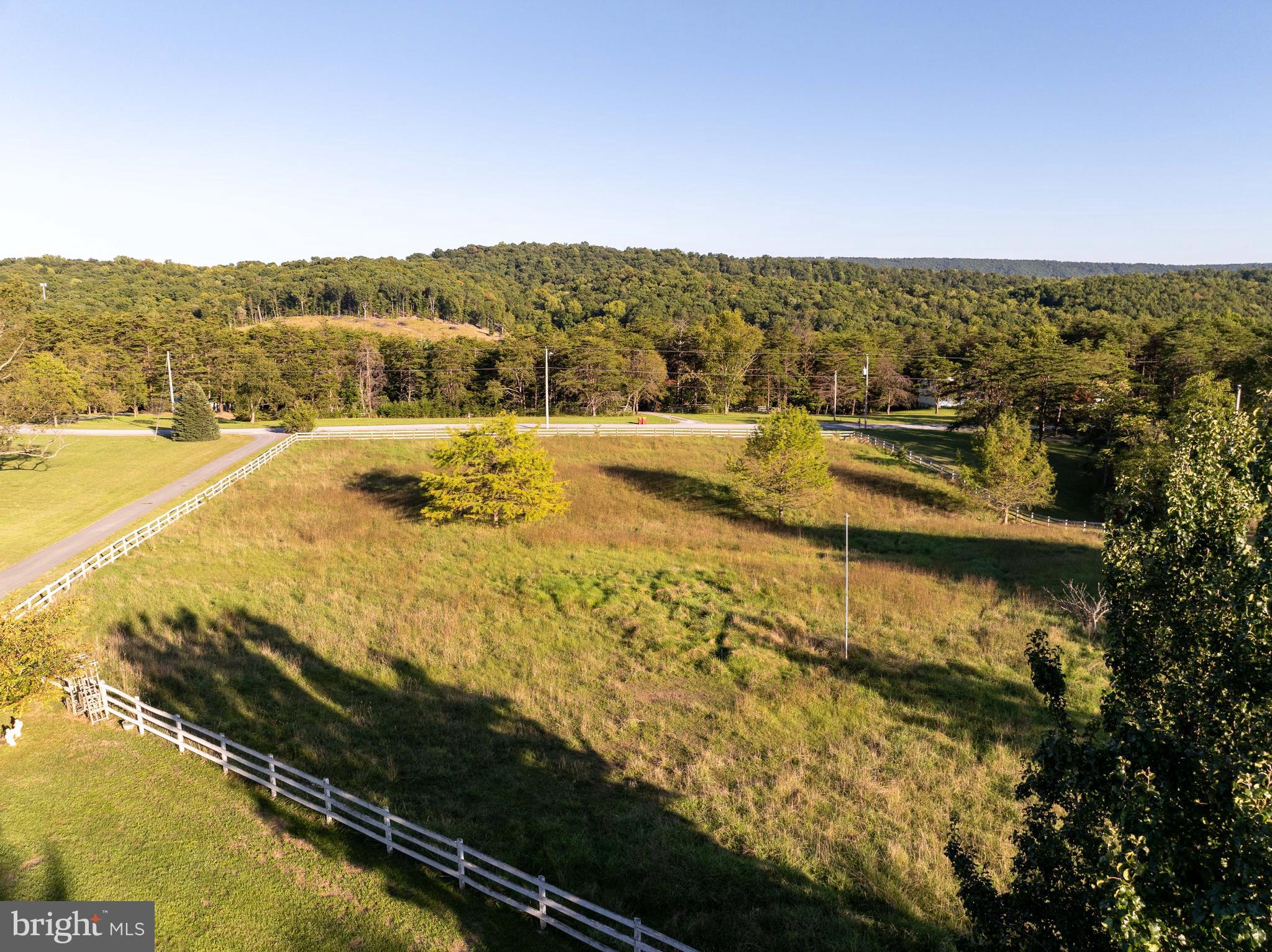 JONES SPRINGS ACRES - Residential