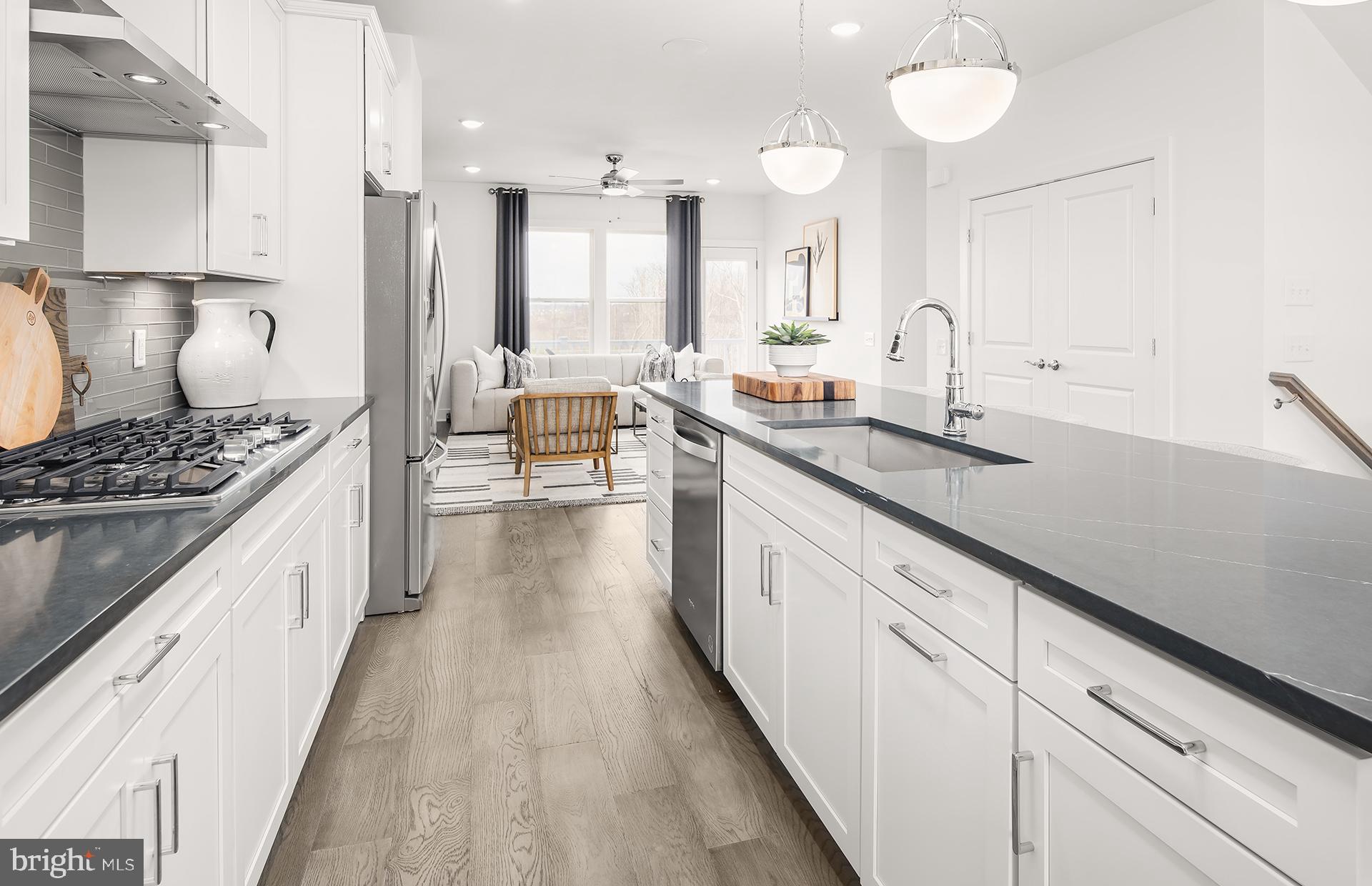 POTOMAC SHORES - Residential