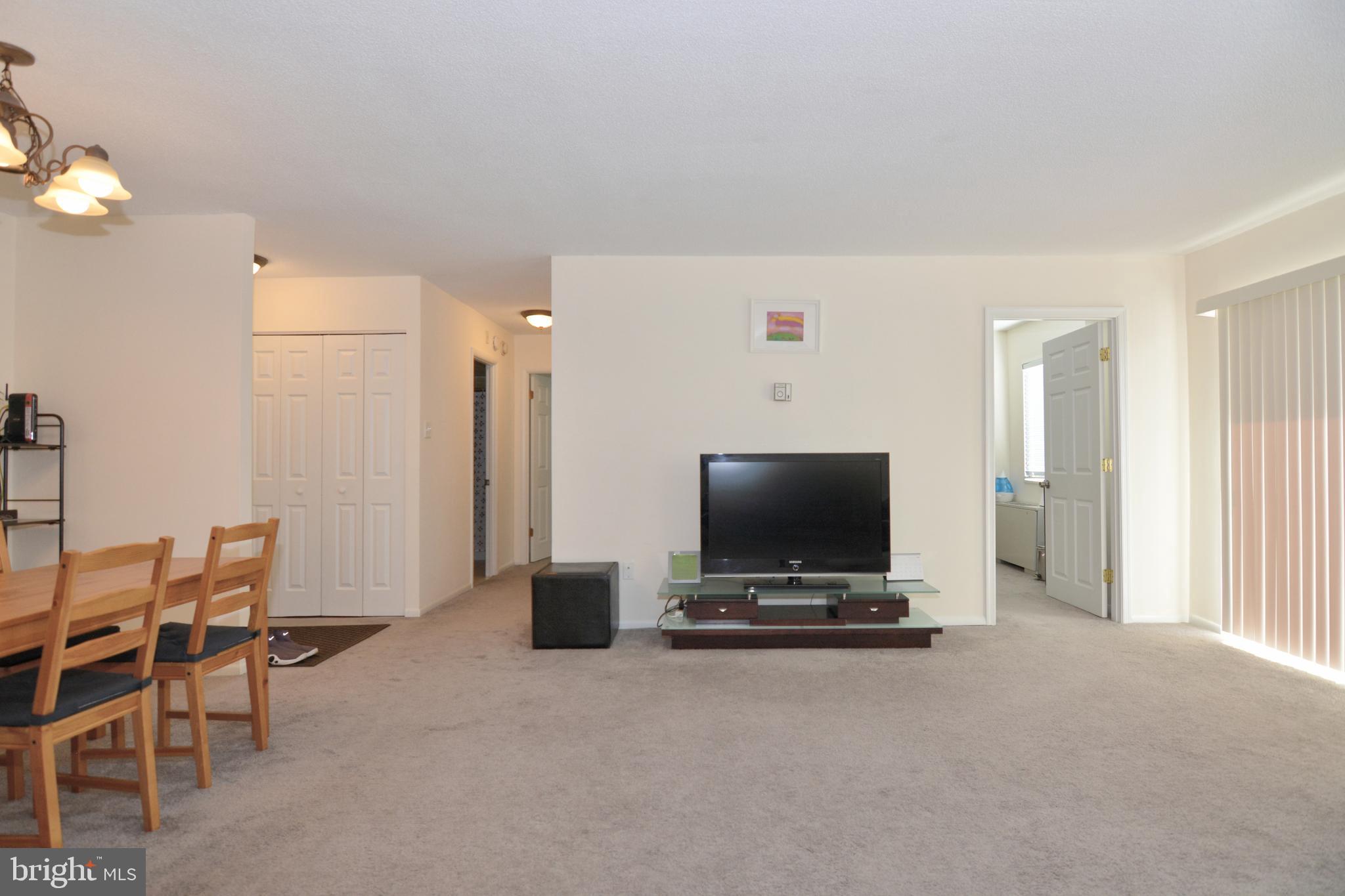 UNIVERSITY TOWERS CODM - Residential Lease