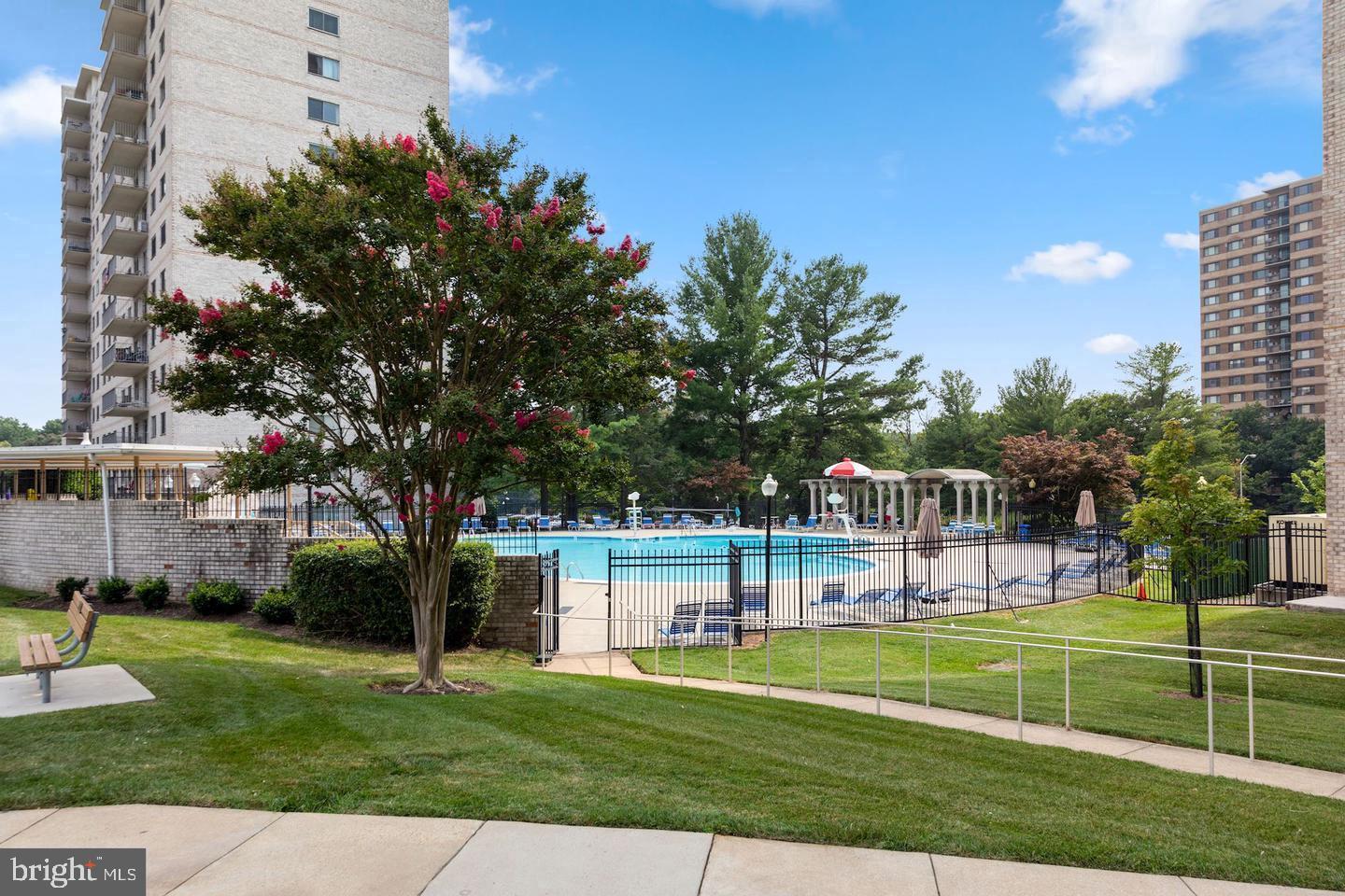 UNIVERSITY TOWERS CODM - Residential Lease