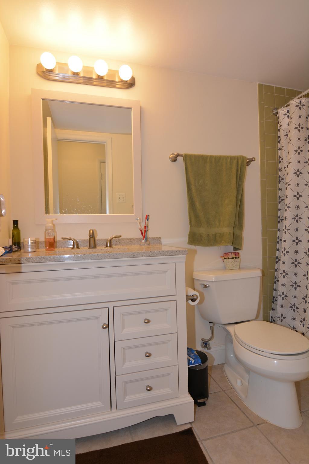 UNIVERSITY TOWERS CODM - Residential Lease