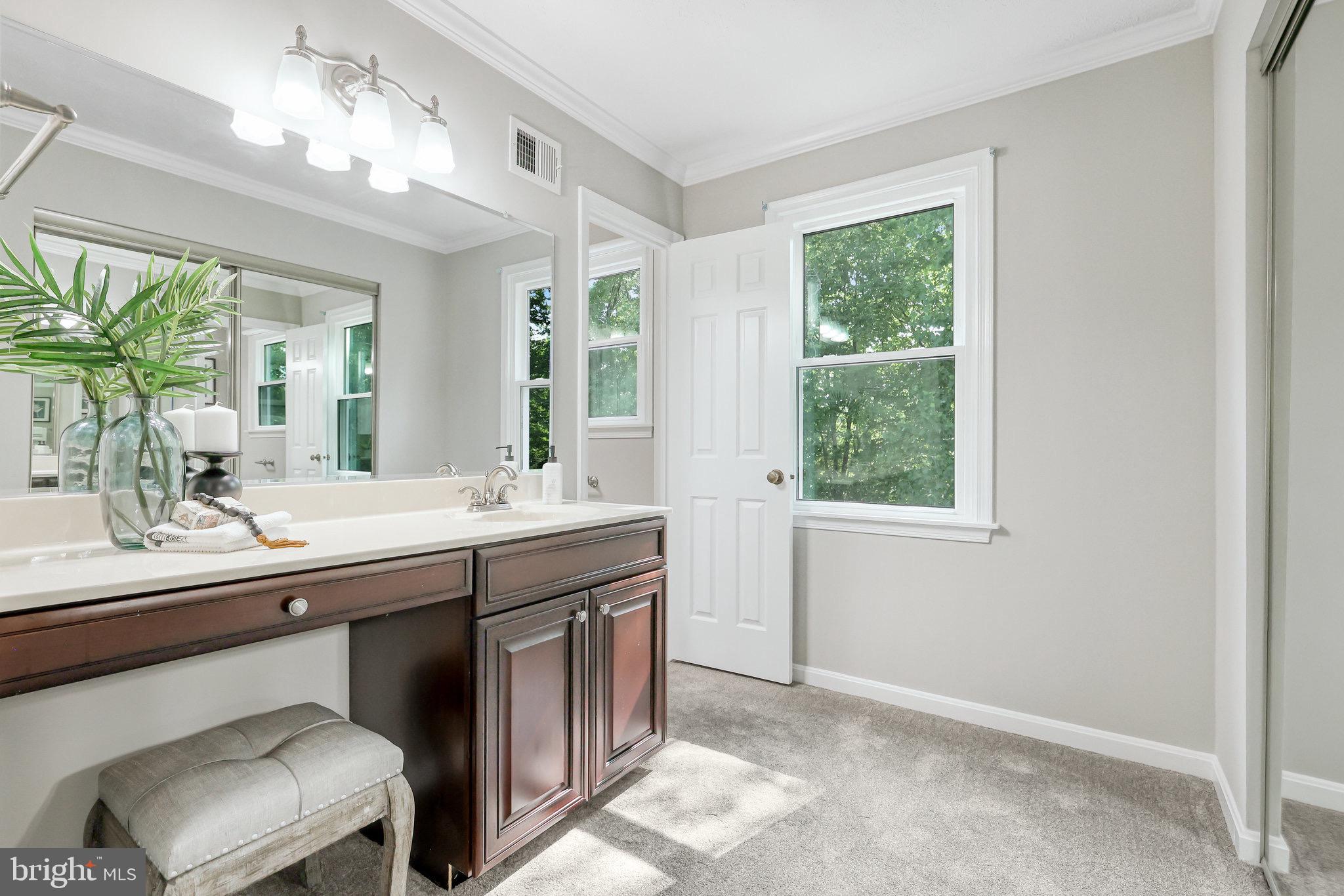 GLENWOOD MANOR - Residential