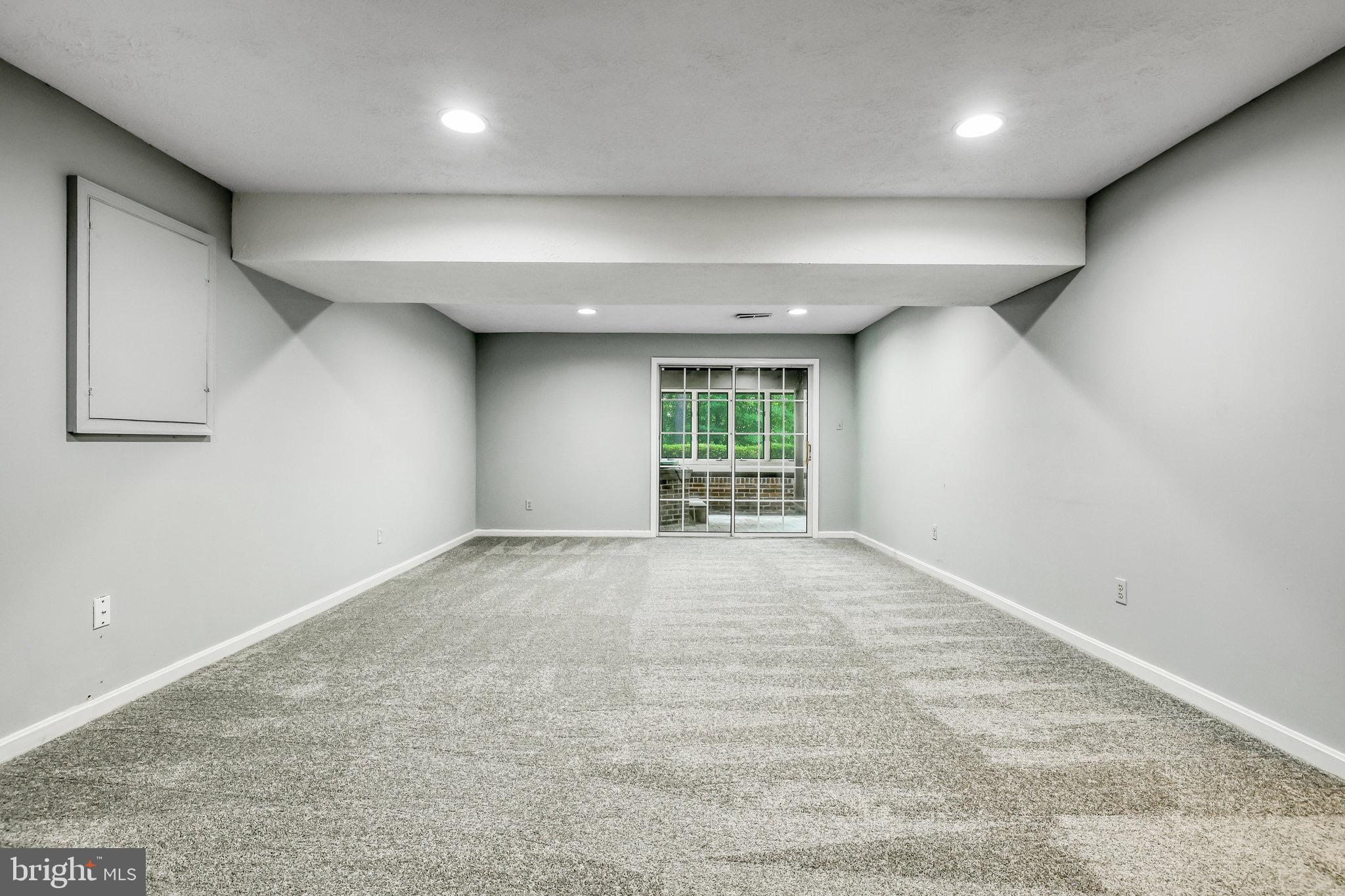 GLENWOOD MANOR - Residential