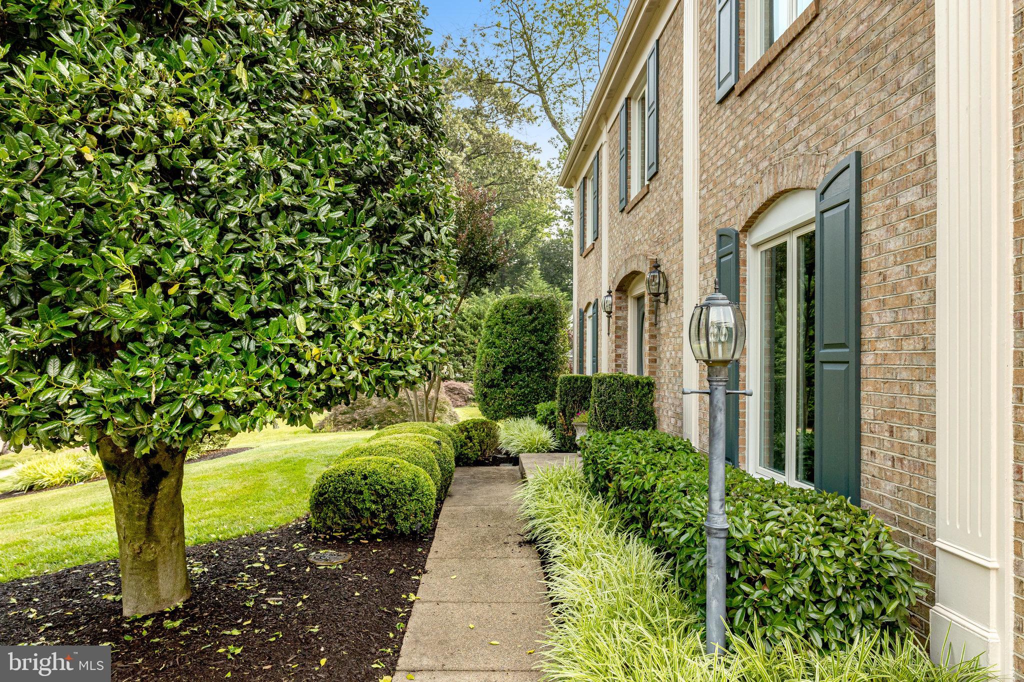 GLENWOOD MANOR - Residential