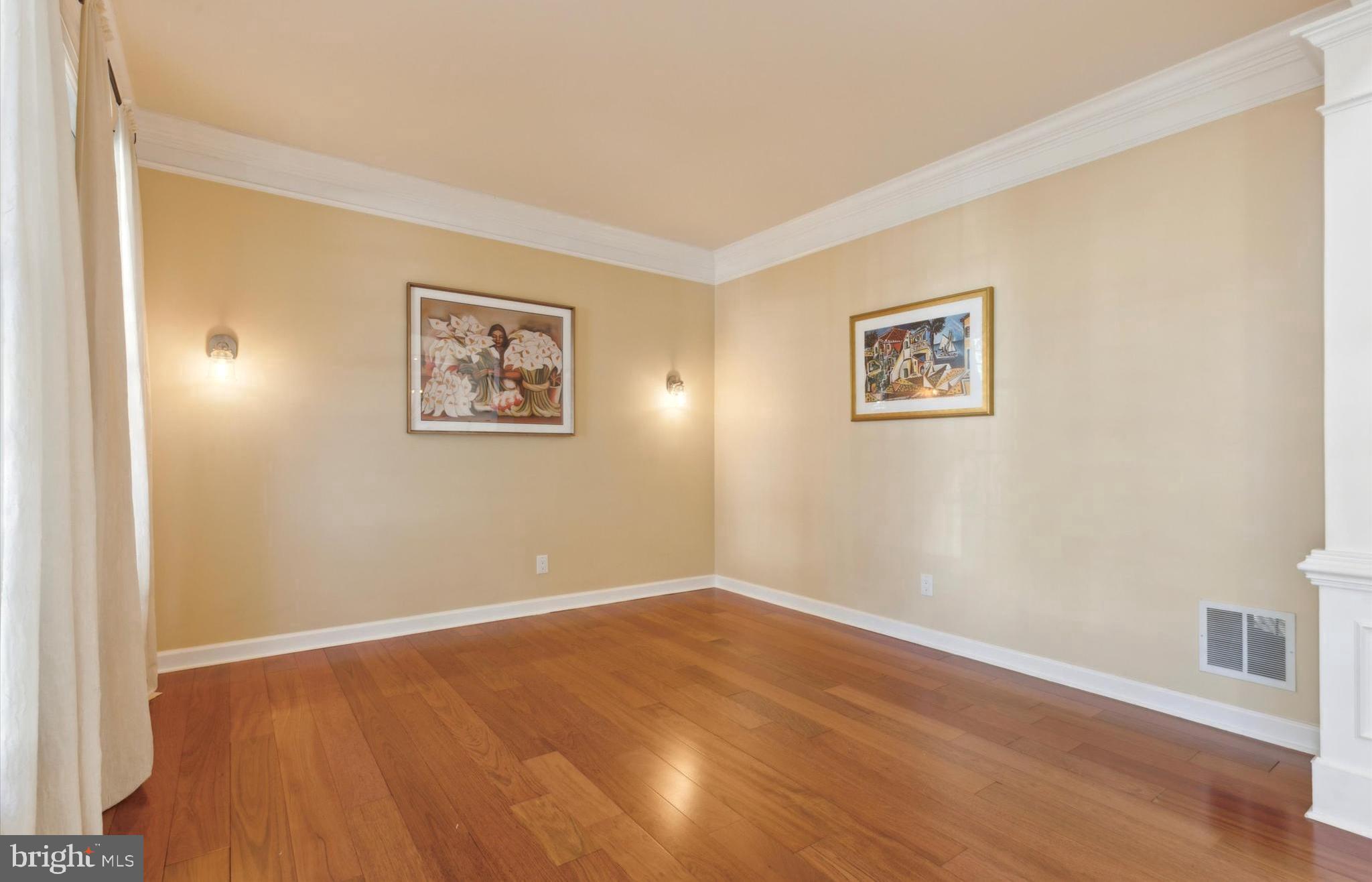 THE RESERVE - Residential