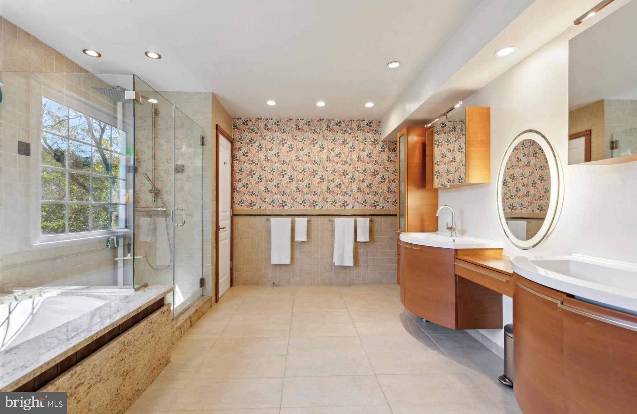 THE RESERVE - Residential