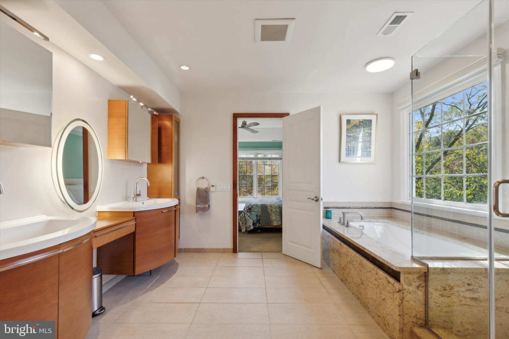 THE RESERVE - Residential