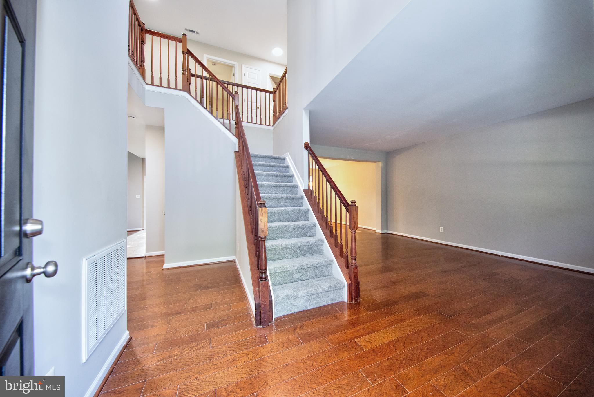 4438 KERRY COURT