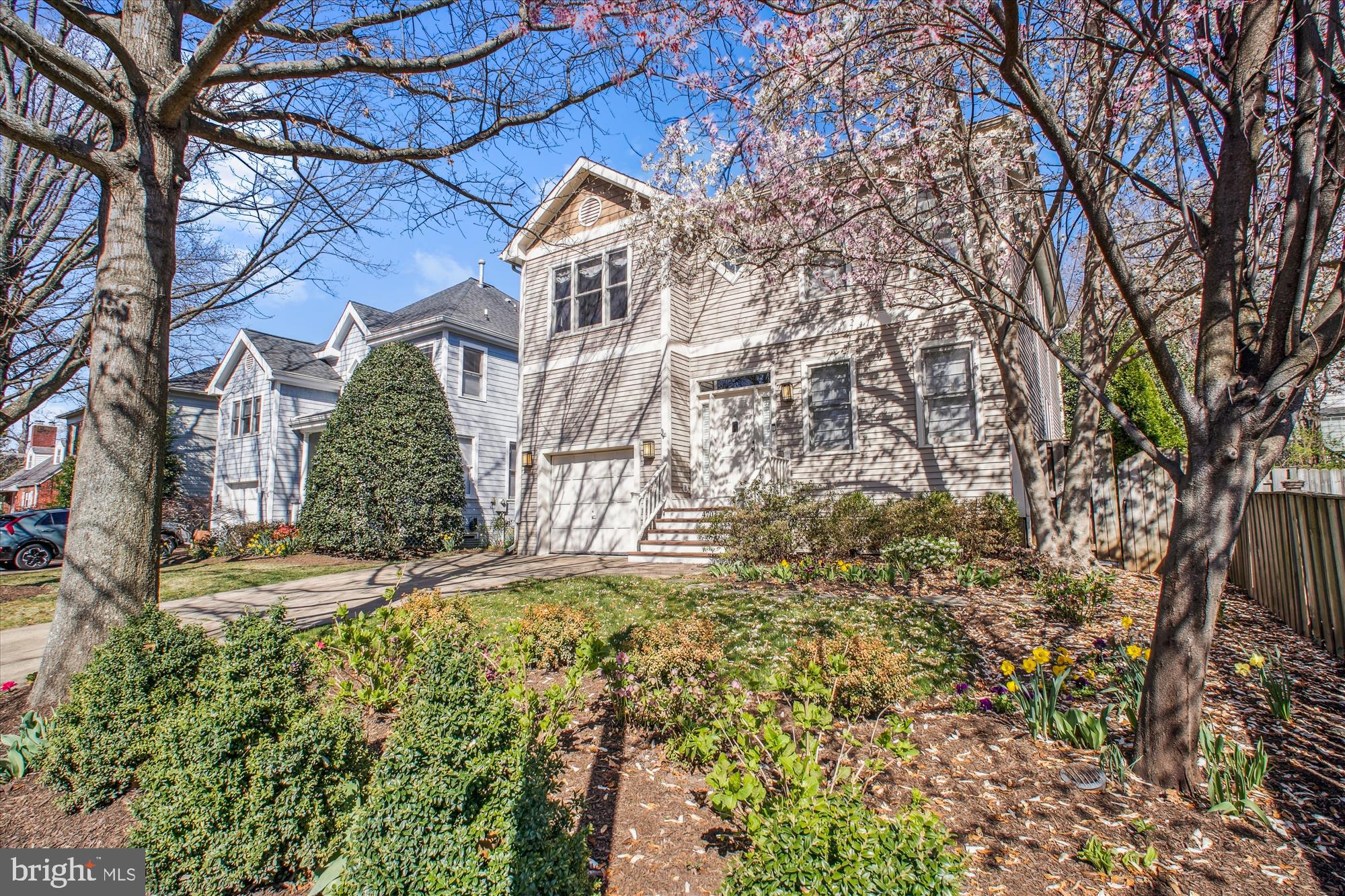 BARCROFT - Residential