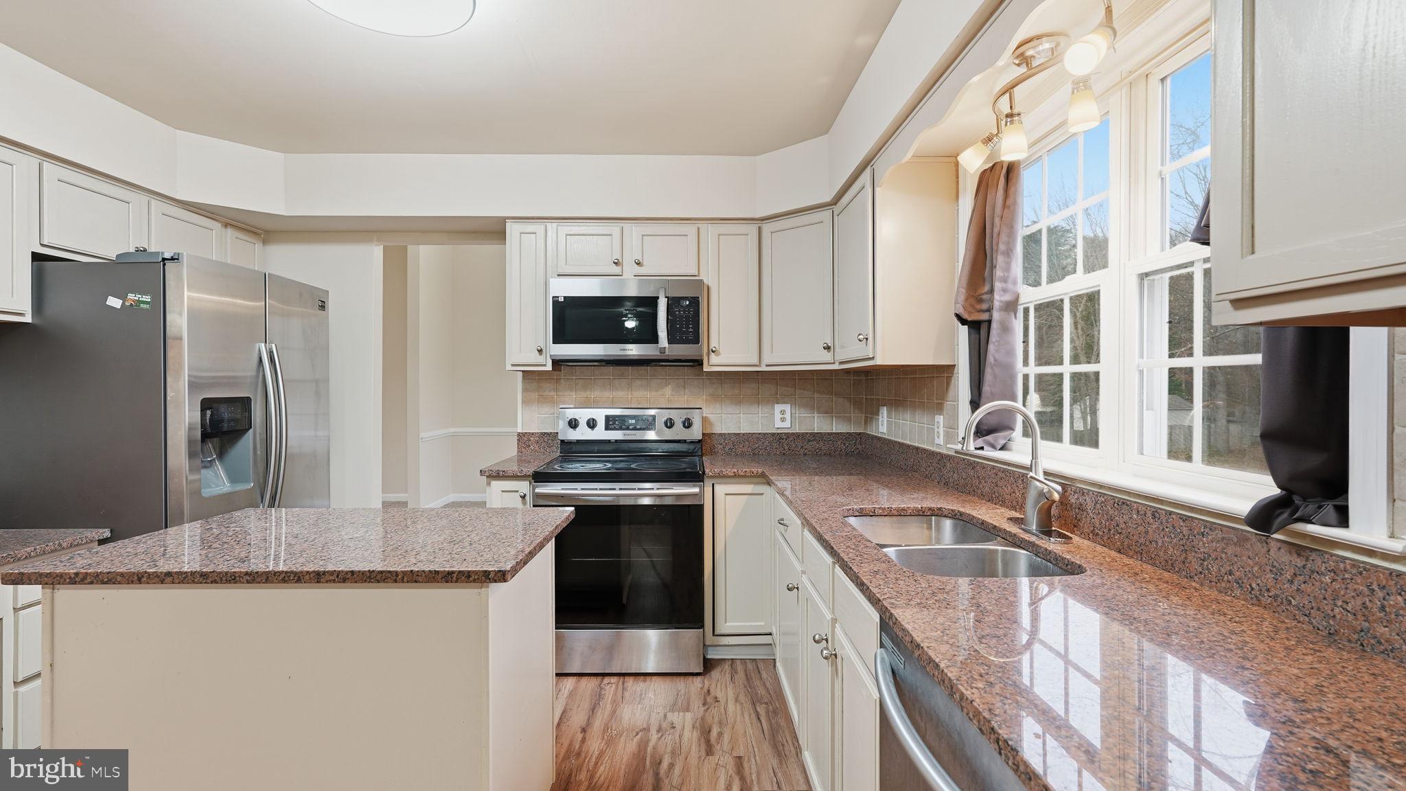 ASHLEIGH PARK - Residential Lease