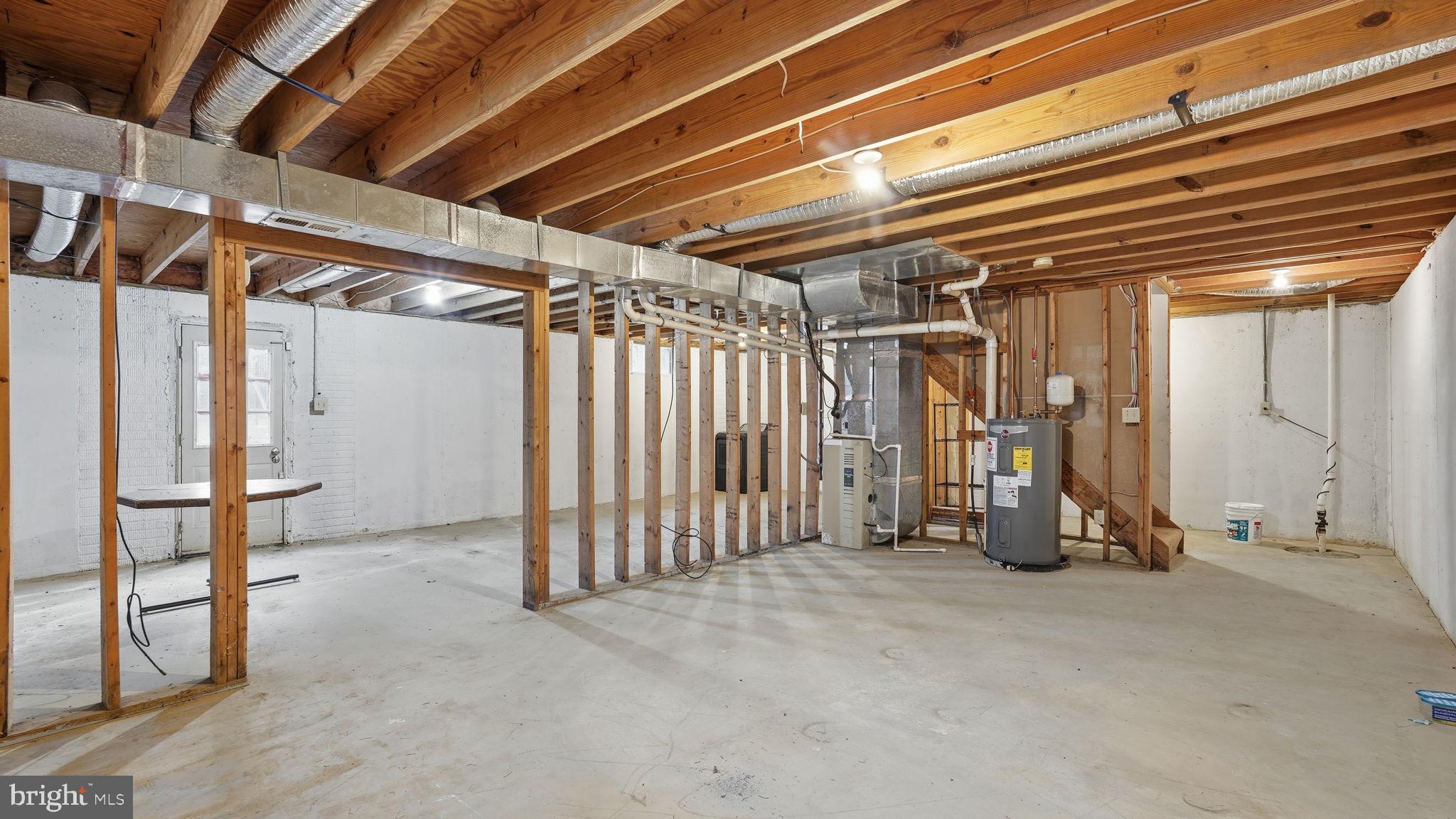 ASHLEIGH PARK - Residential Lease